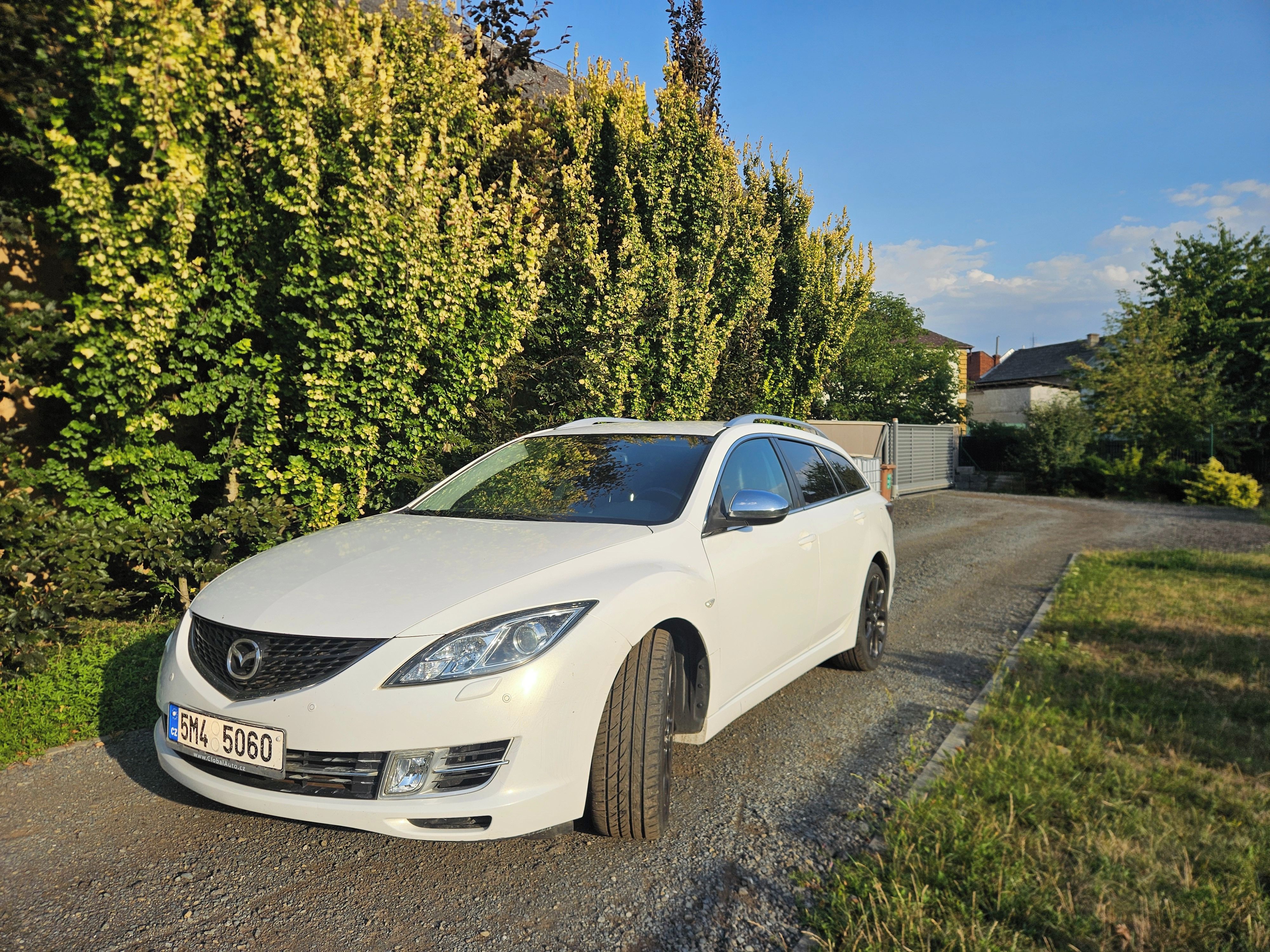 Mazda 6, 2,2 TDI, 120 kW, Kůže, Bose - fotka 2