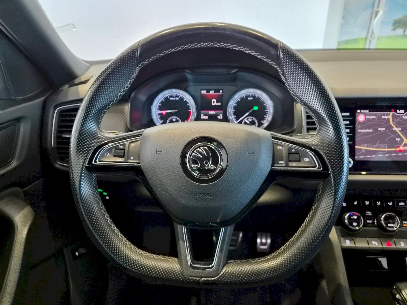 Škoda Kodiaq, 4x4 DSG 2,0 TDI / 140 kW Sport - fotka 6
