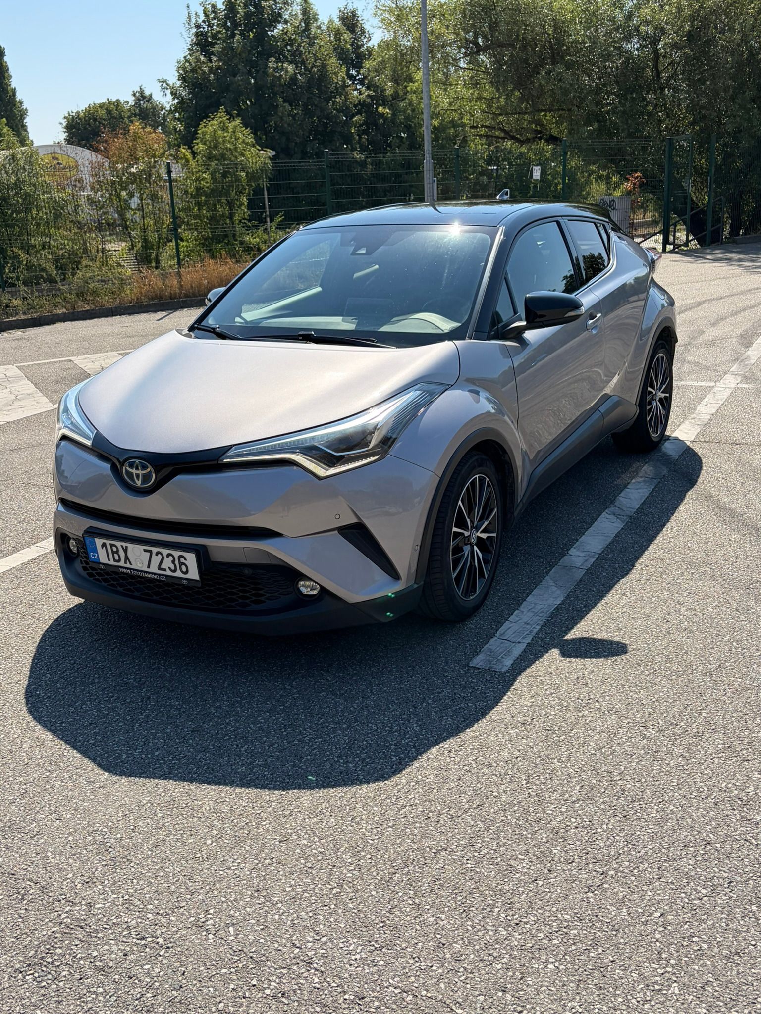 Toyota C-HR, 1,8 Hybrid AT Selection - fotka 2