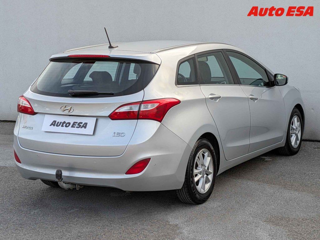 Hyundai i30, 1.6CRDi,ČR - fotka 6