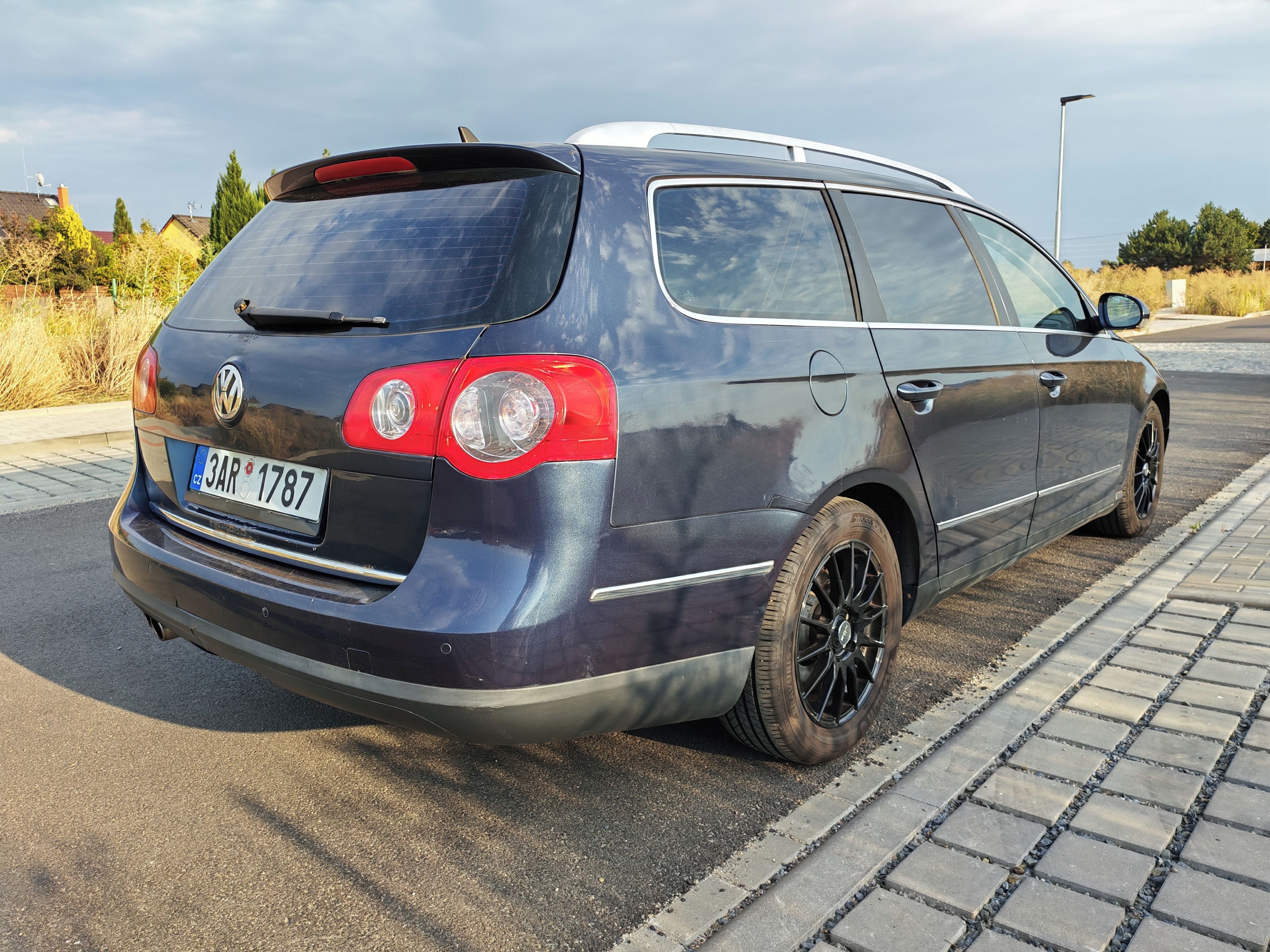 Volkswagen Passat Variant, Passat B6 Highline CR 103kw - fotka 6
