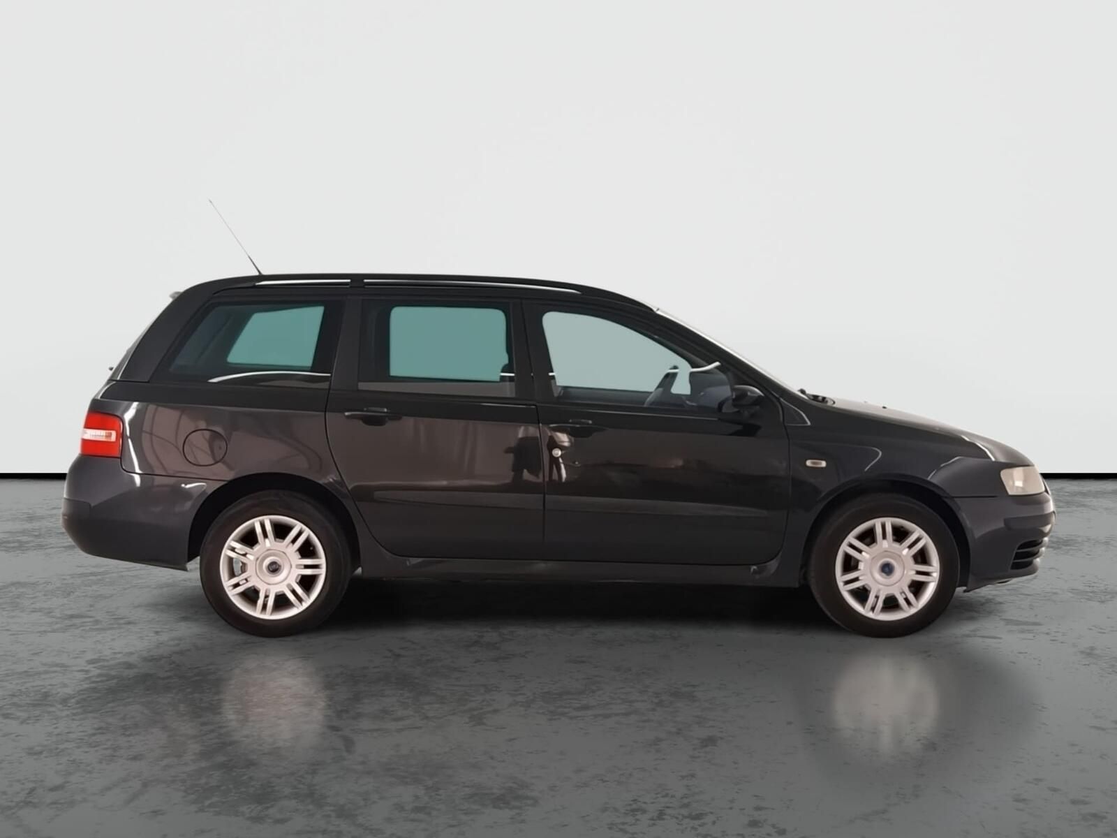 Fiat Stilo, 1.8 16V, Automatická klima - fotka 6