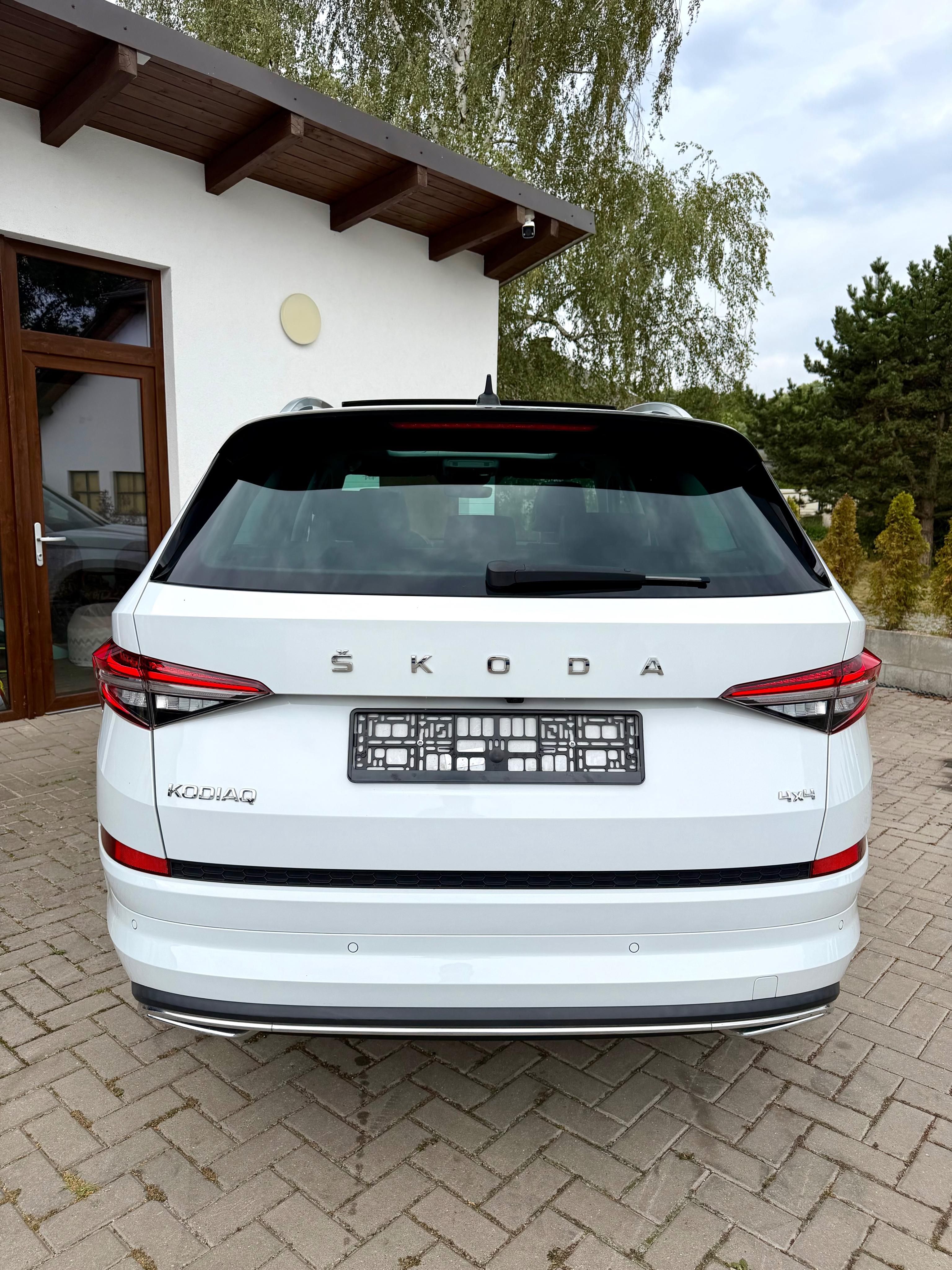 Škoda Kodiaq, L & K 2.0 TSI 4x4 PANORAMA - fotka 6