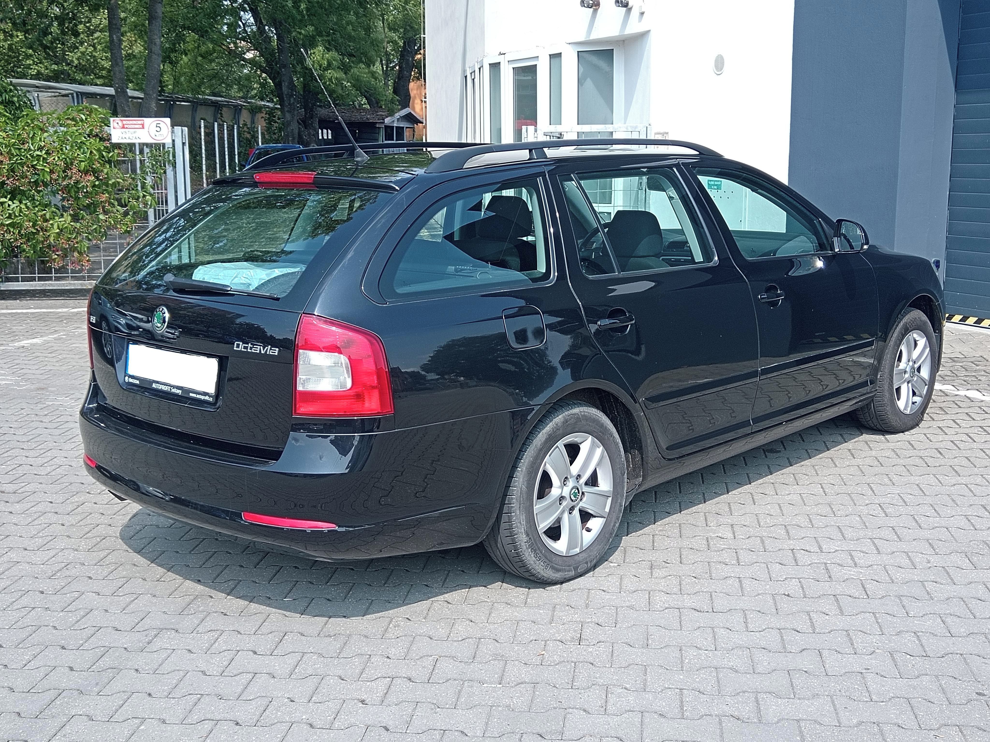 Škoda Octavia, 1,4 TSi - fotka 2