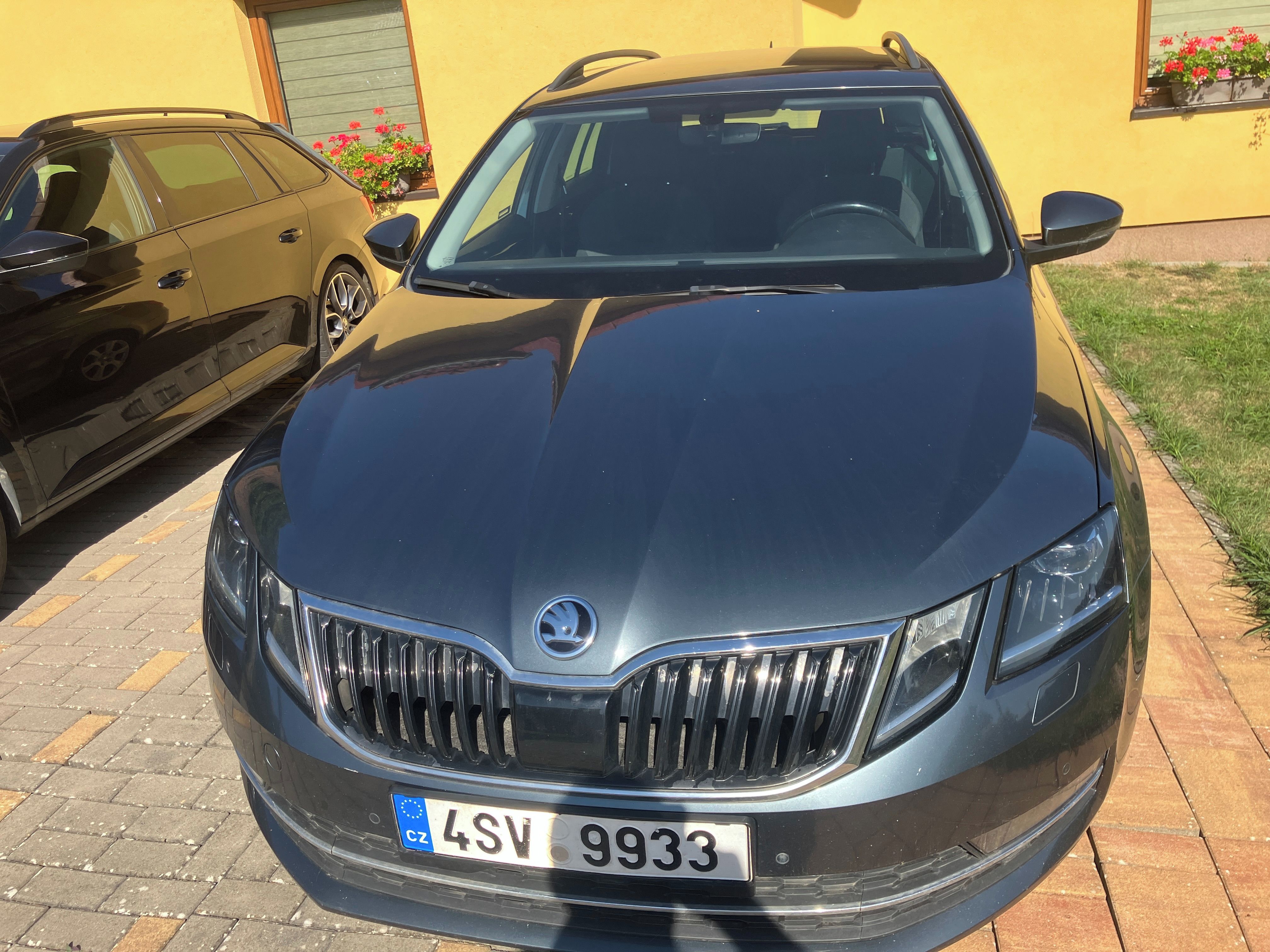 Škoda Octavia, combi 1,6 tdi DSG style - fotka 3