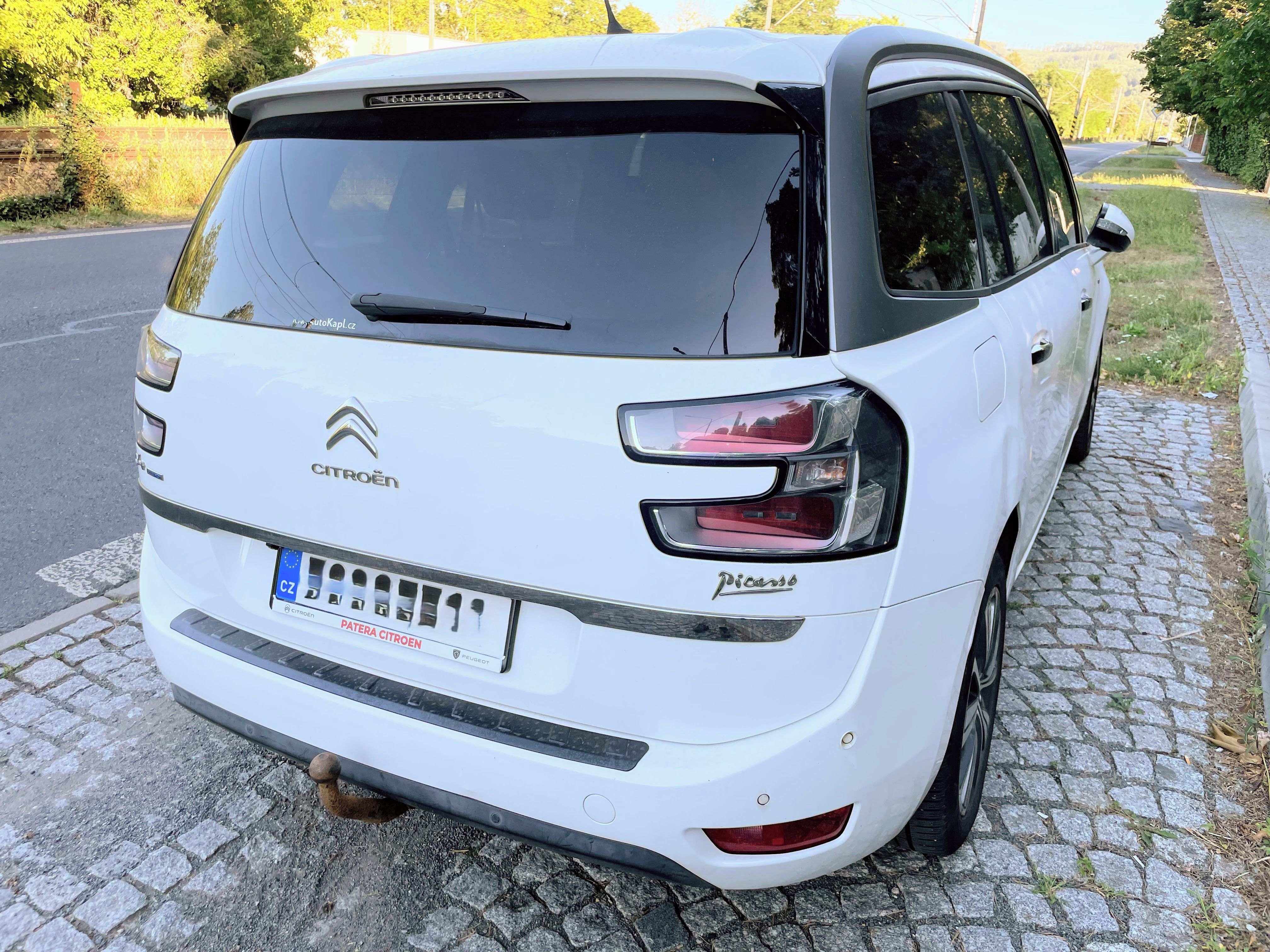 Citroën Grand C4 Picasso, 2.0 HDi, automat, 5místný - fotka 4