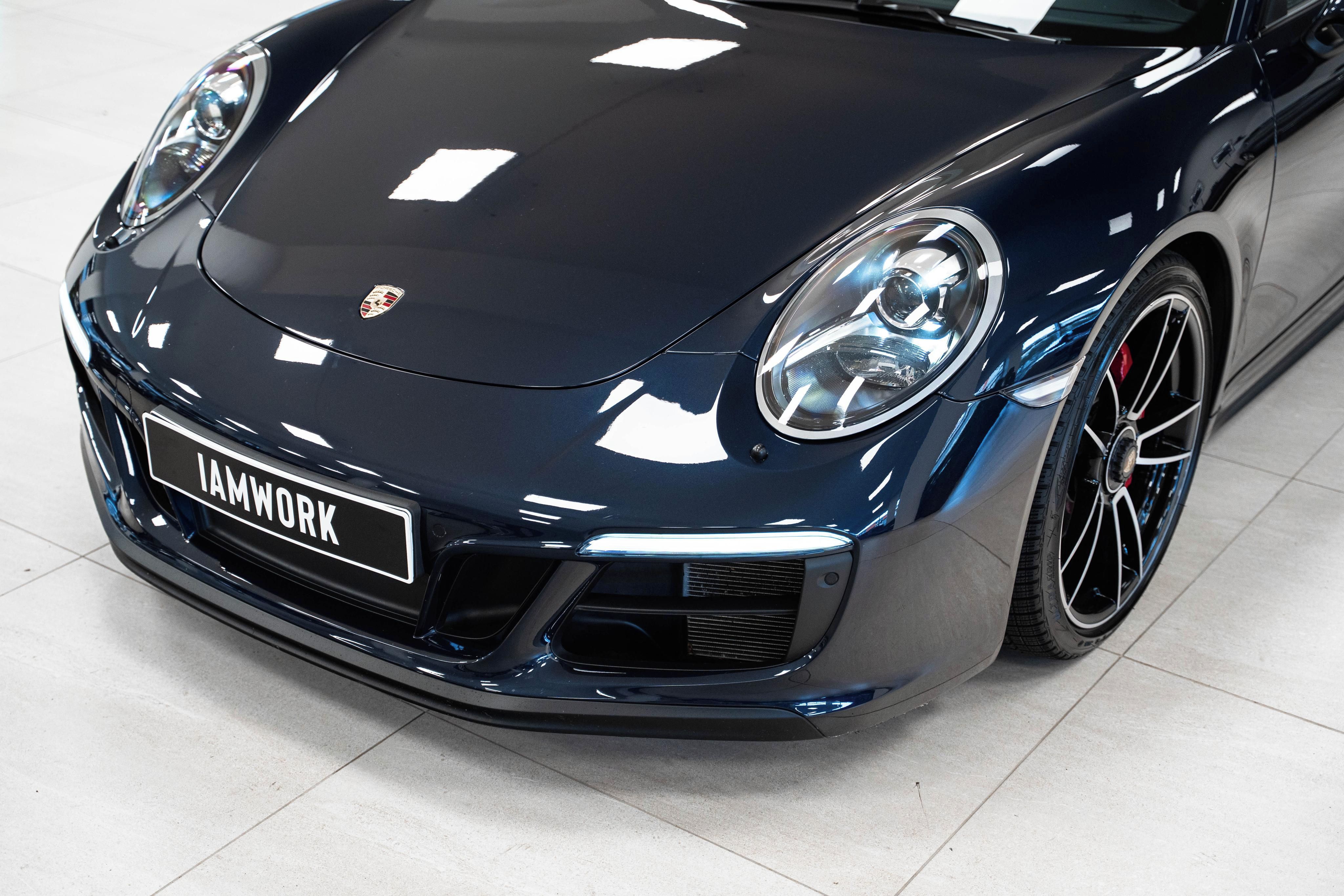Porsche 911, 4 GTS 991.2 - Chrono, PDK - fotka 2