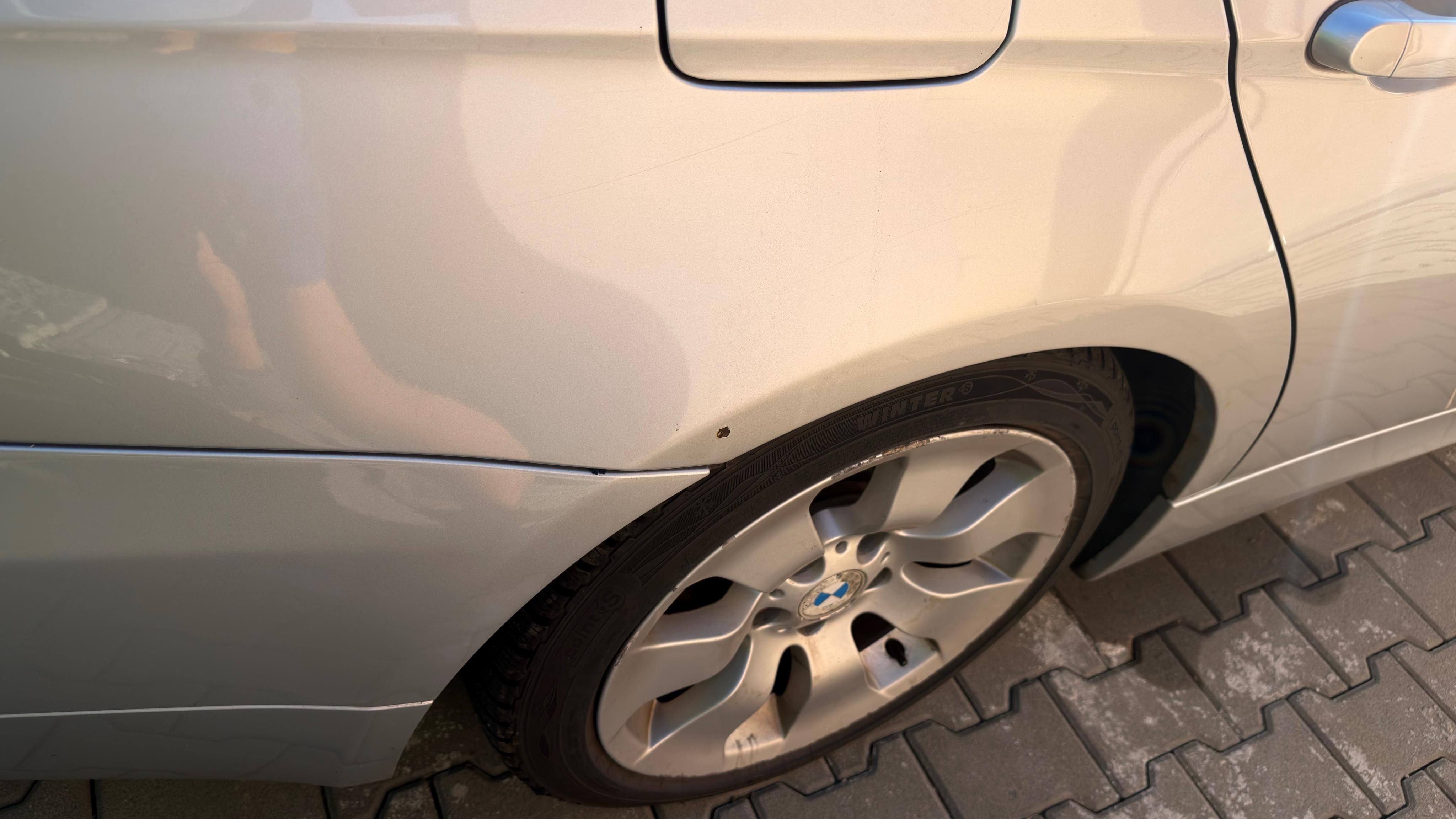 BMW Řada 3, 330xD - fotka 6