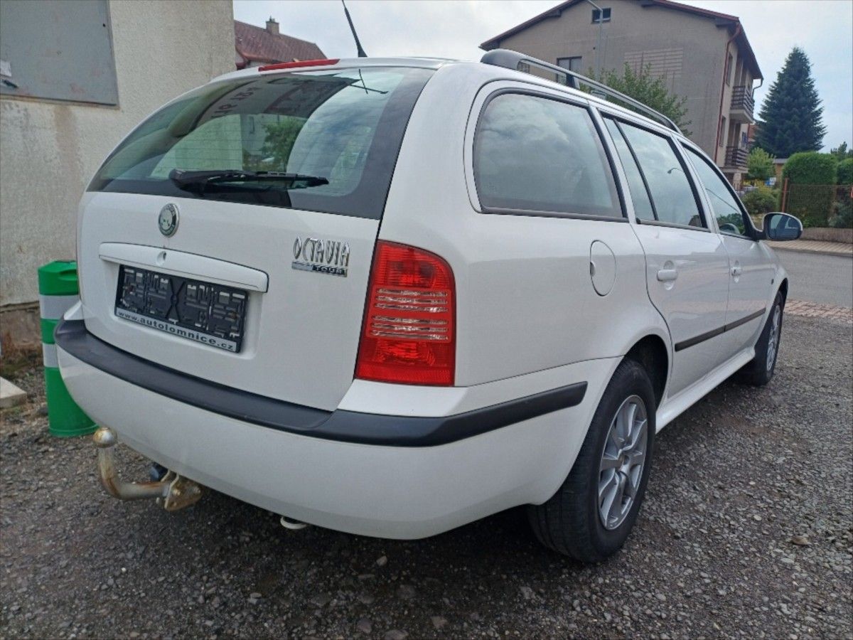 Škoda Octavia, 1,9 kombi TDI Tour - fotka 4