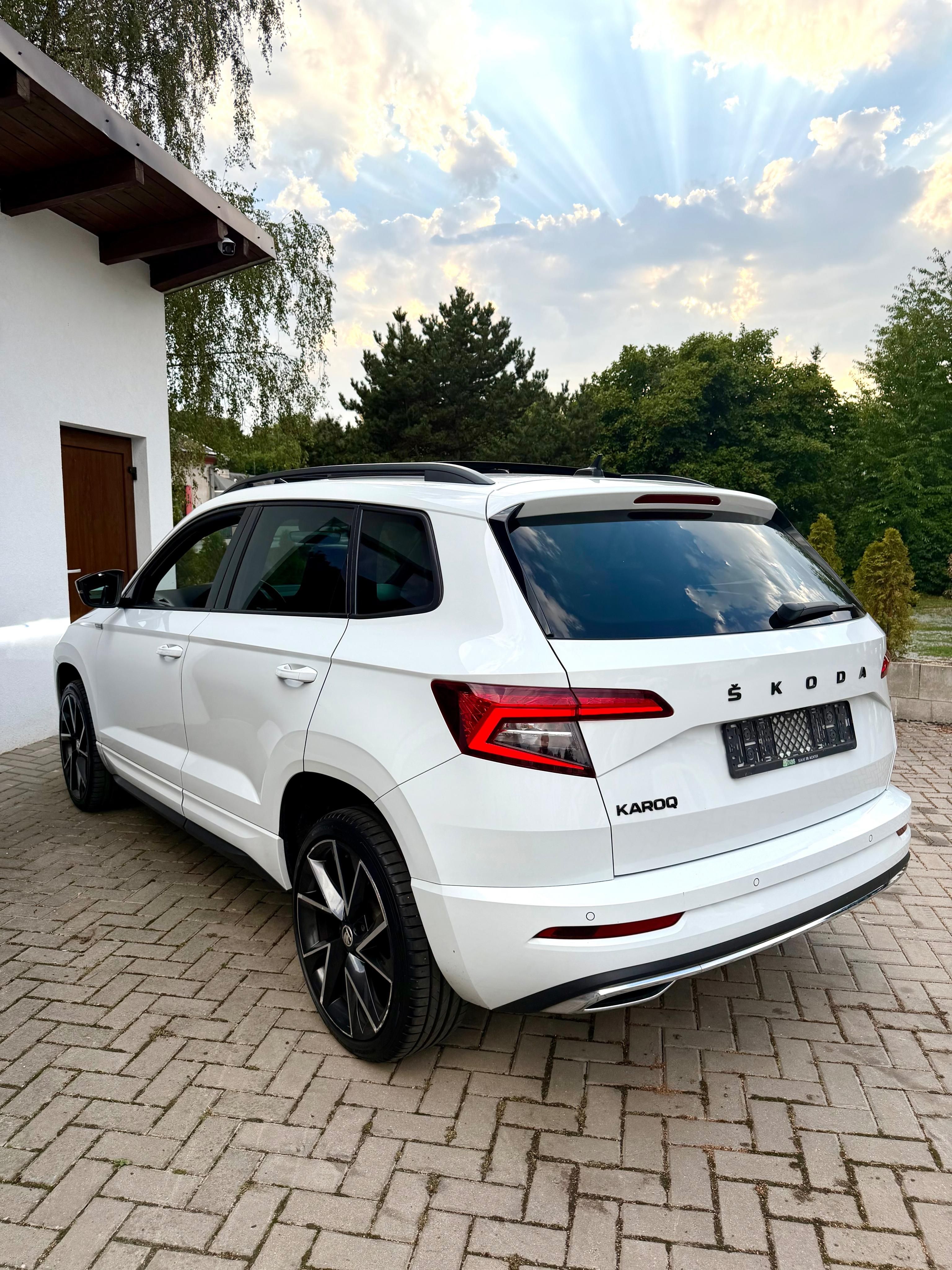 Škoda Karoq, Sport Line KŮŽE PANORAMA 2021 - fotka 6