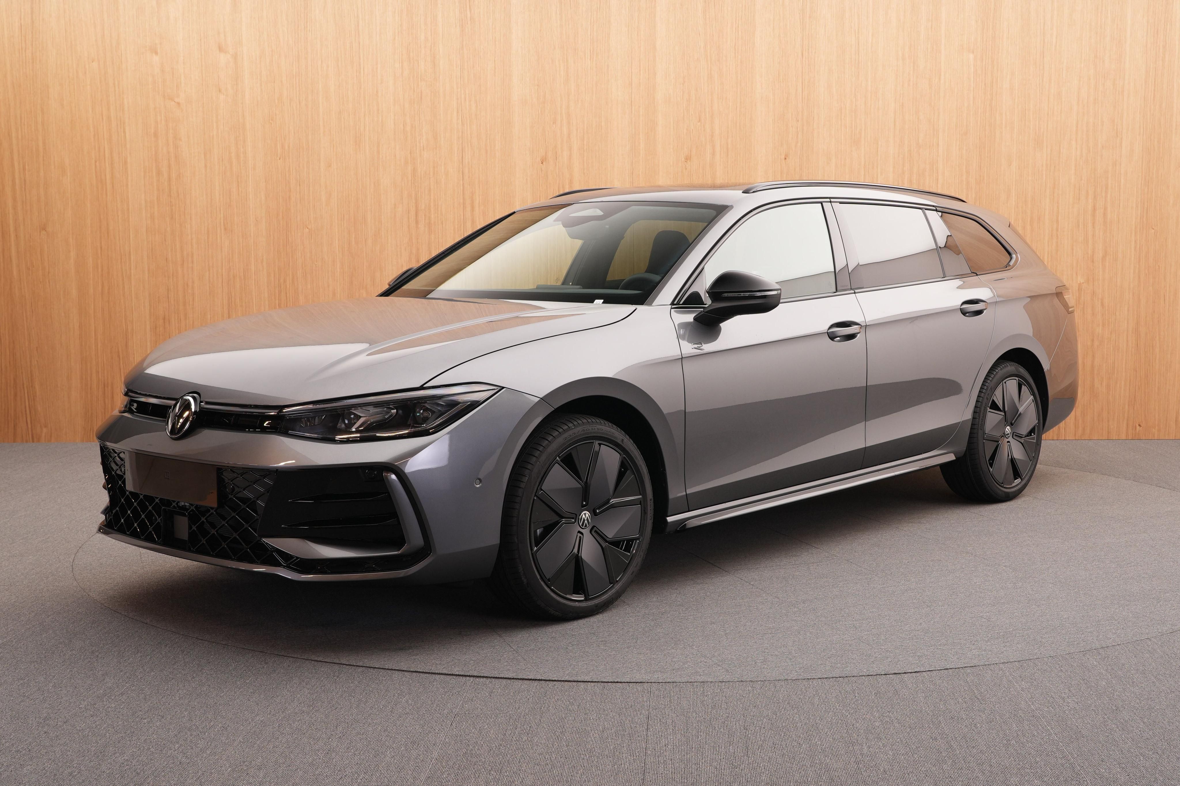 Volkswagen Passat, R-Line People 2.0 TSI 4x4 DSG