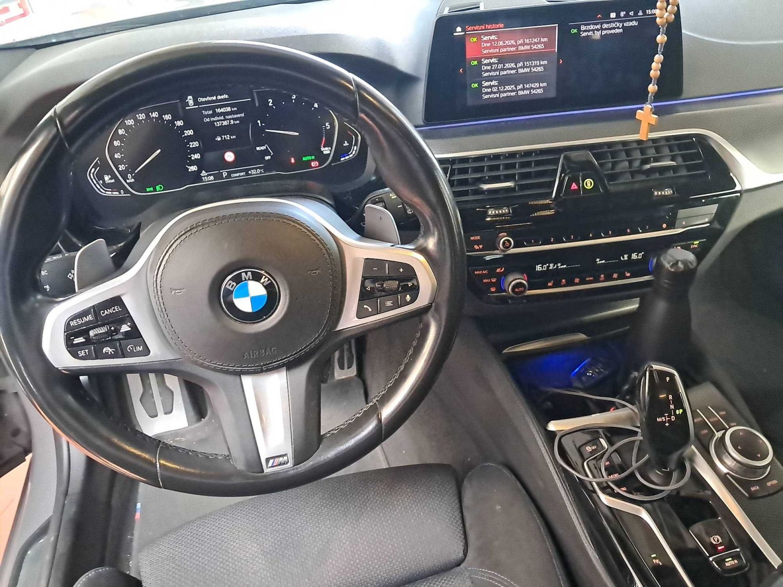 BMW Řada 5, 530d xDrive, 4X4, Automat - fotka 3