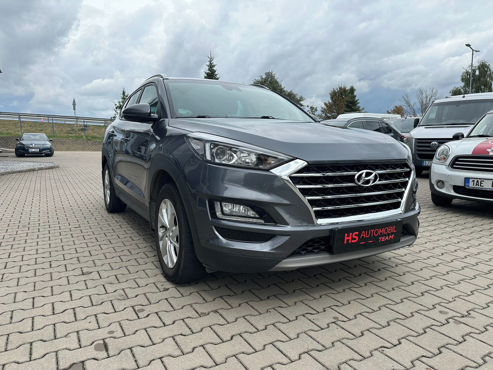 Hyundai Tucson, 1,6D 85kW  2 sady pneumatik - fotka 4