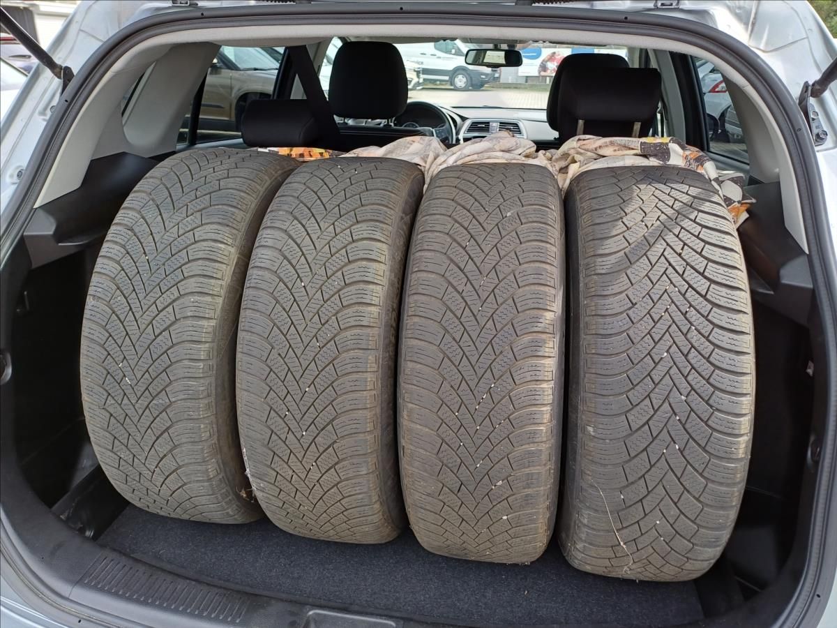 Suzuki SX4 S-Cross, 1,4 Premium 4x4 Hybrid - fotka 6