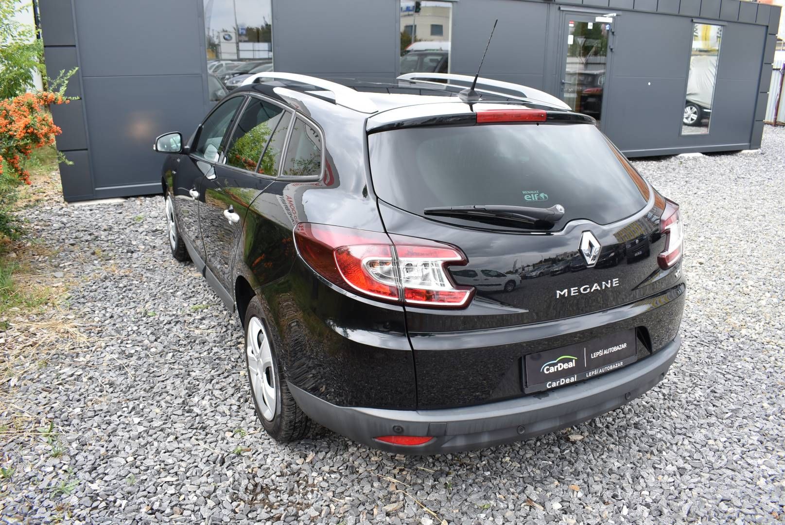 Renault Mégane, 1,9 DCi BOSE,96KW,NAVI,PĚKNÝ - fotka 6