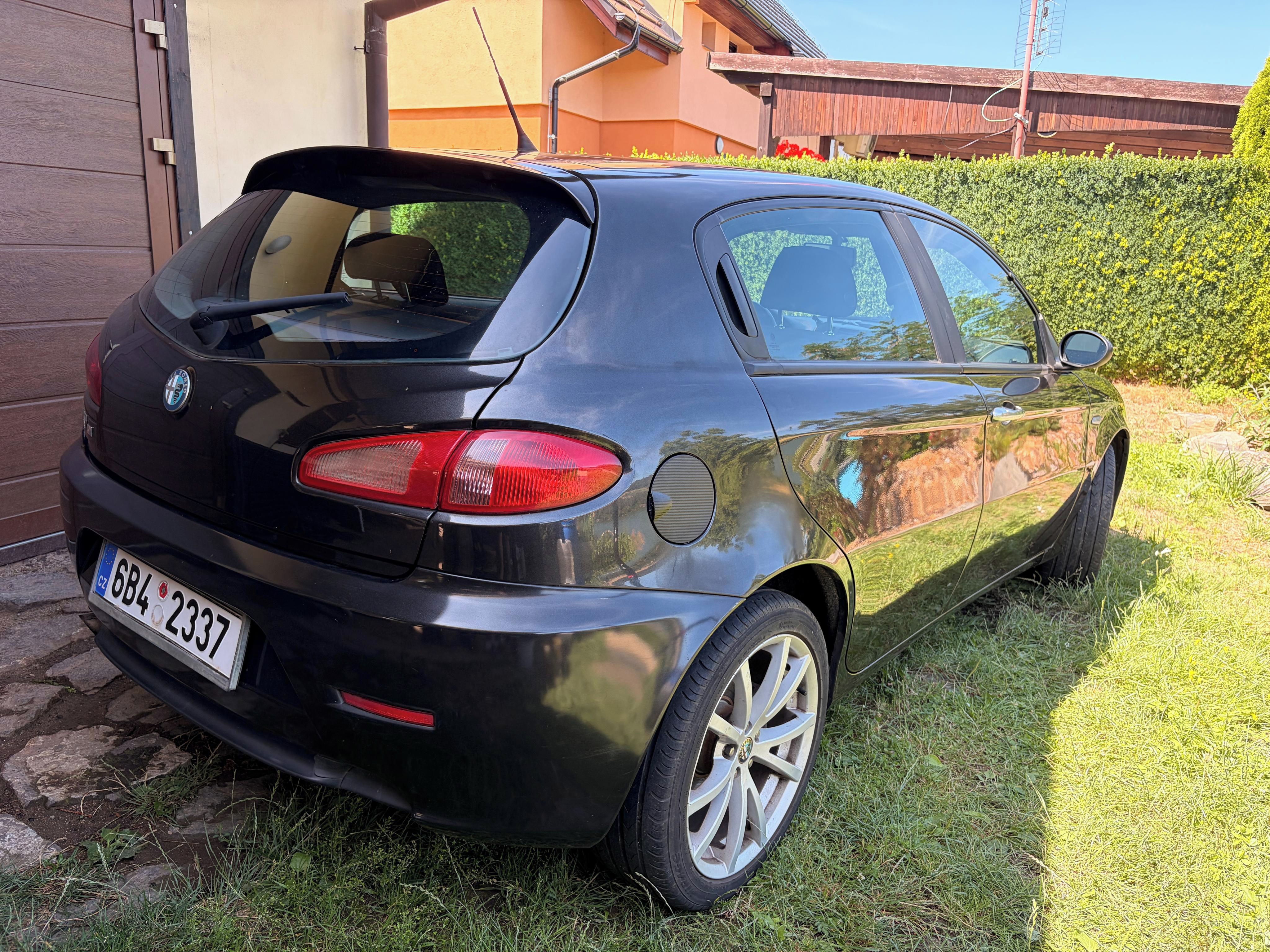 Alfa Romeo 147, Prodám Alfa Romeo 147, 1.9 JTD - fotka 5