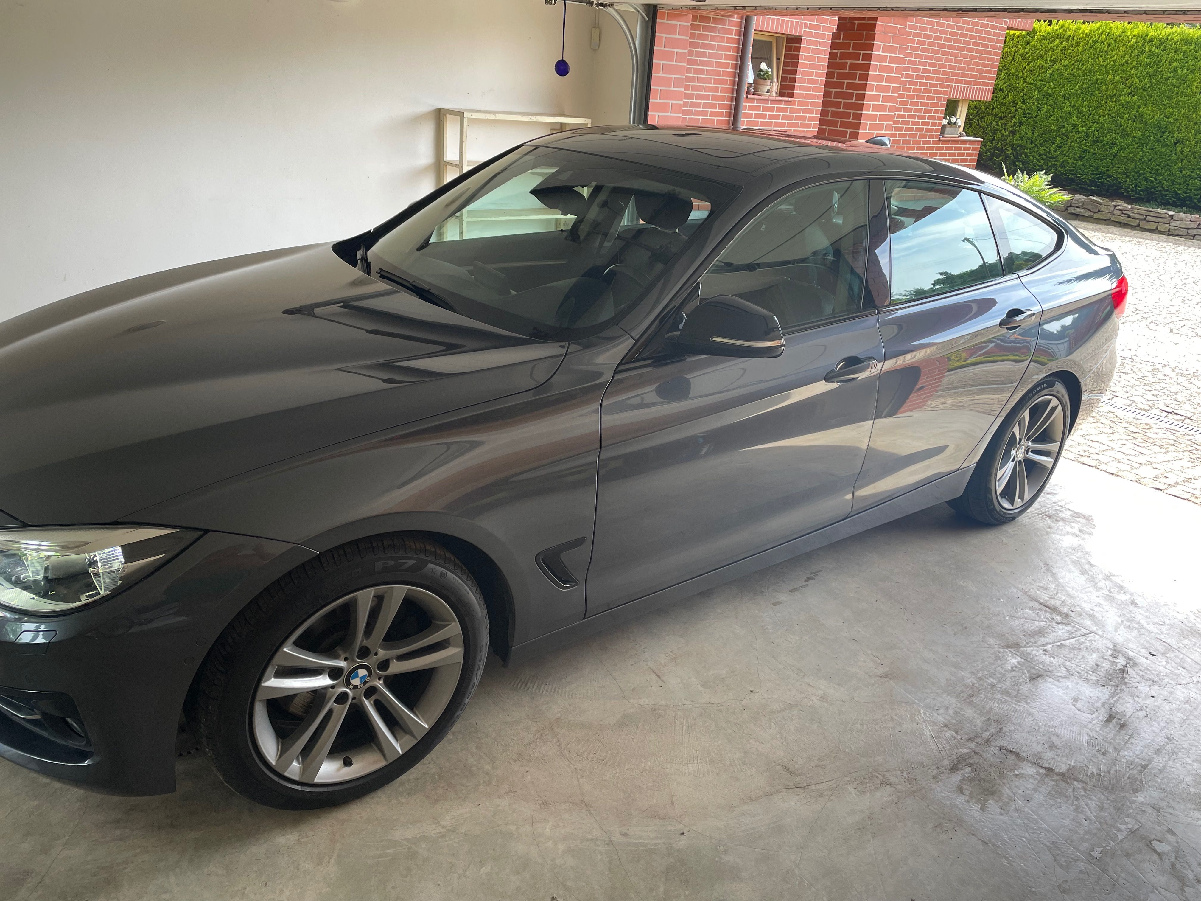 BMW Řada 3, BMW GT 330d xDrive, nové v ČR - fotka 3