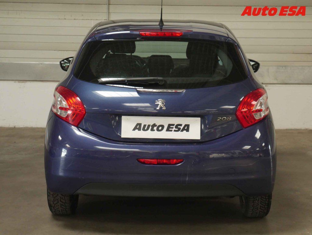Peugeot 208, 1.2 PT - fotka 5