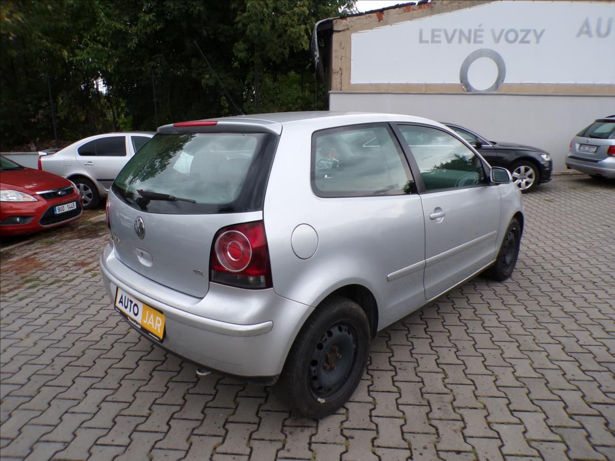 Volkswagen Polo, 1,2 12V  KLIMA - fotka 5