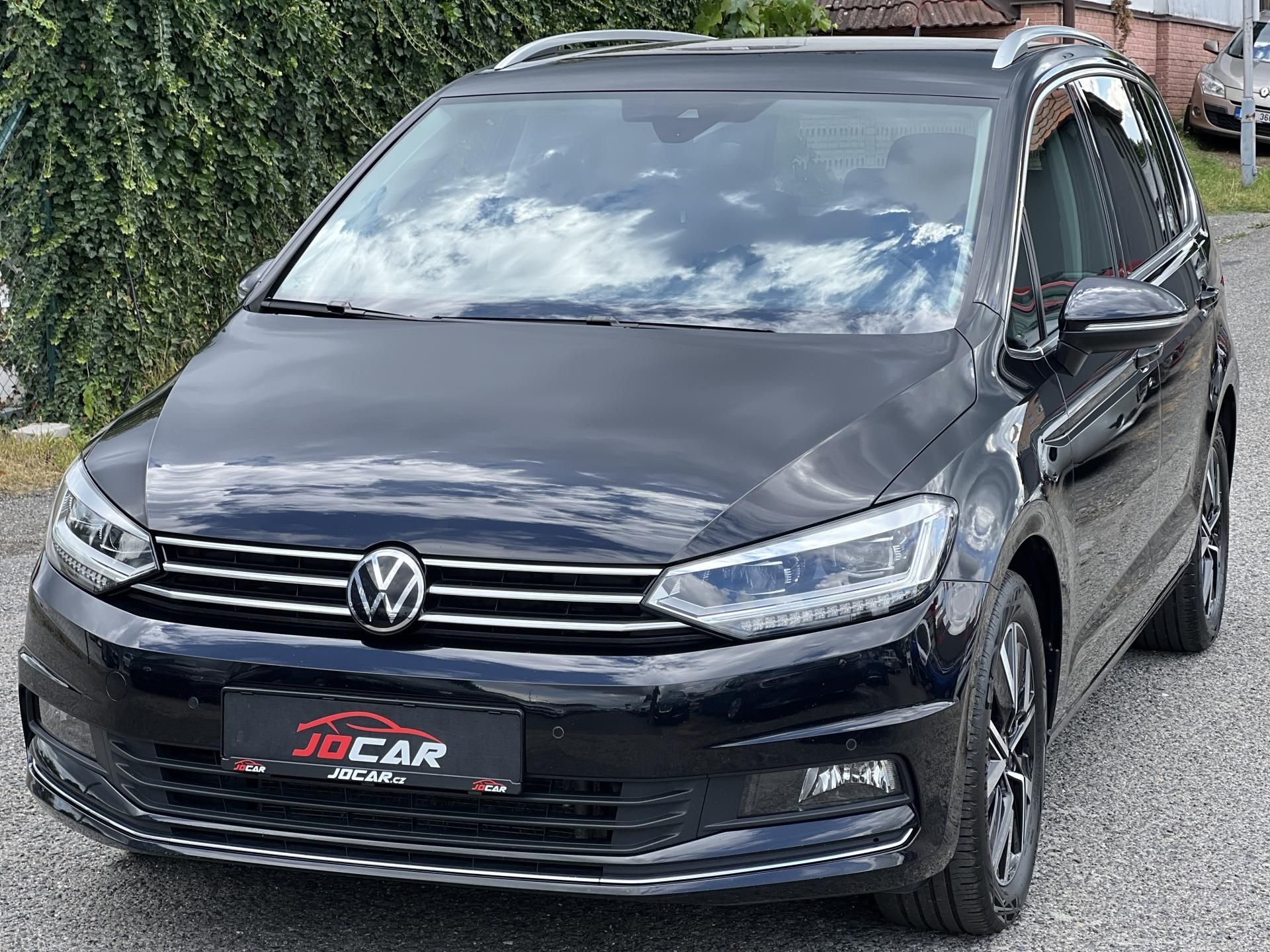 Volkswagen Touran, Highline 2.0TDi DSG ČR odp.DPH