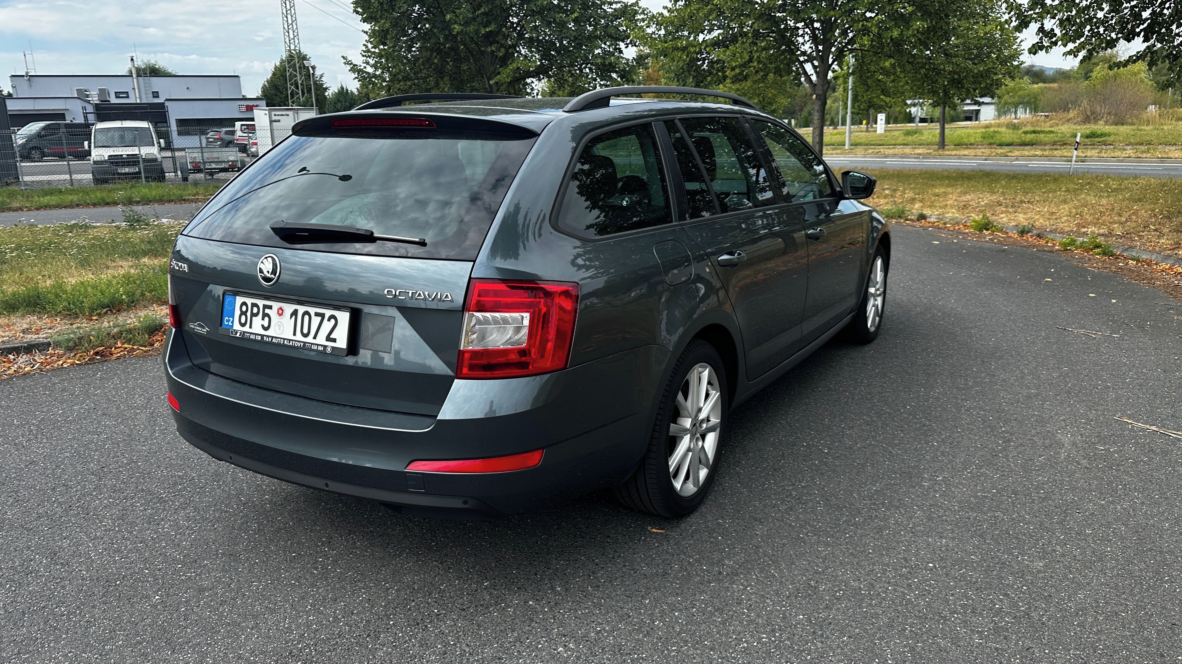 Škoda Octavia, 2.0 TDI - fotka 5