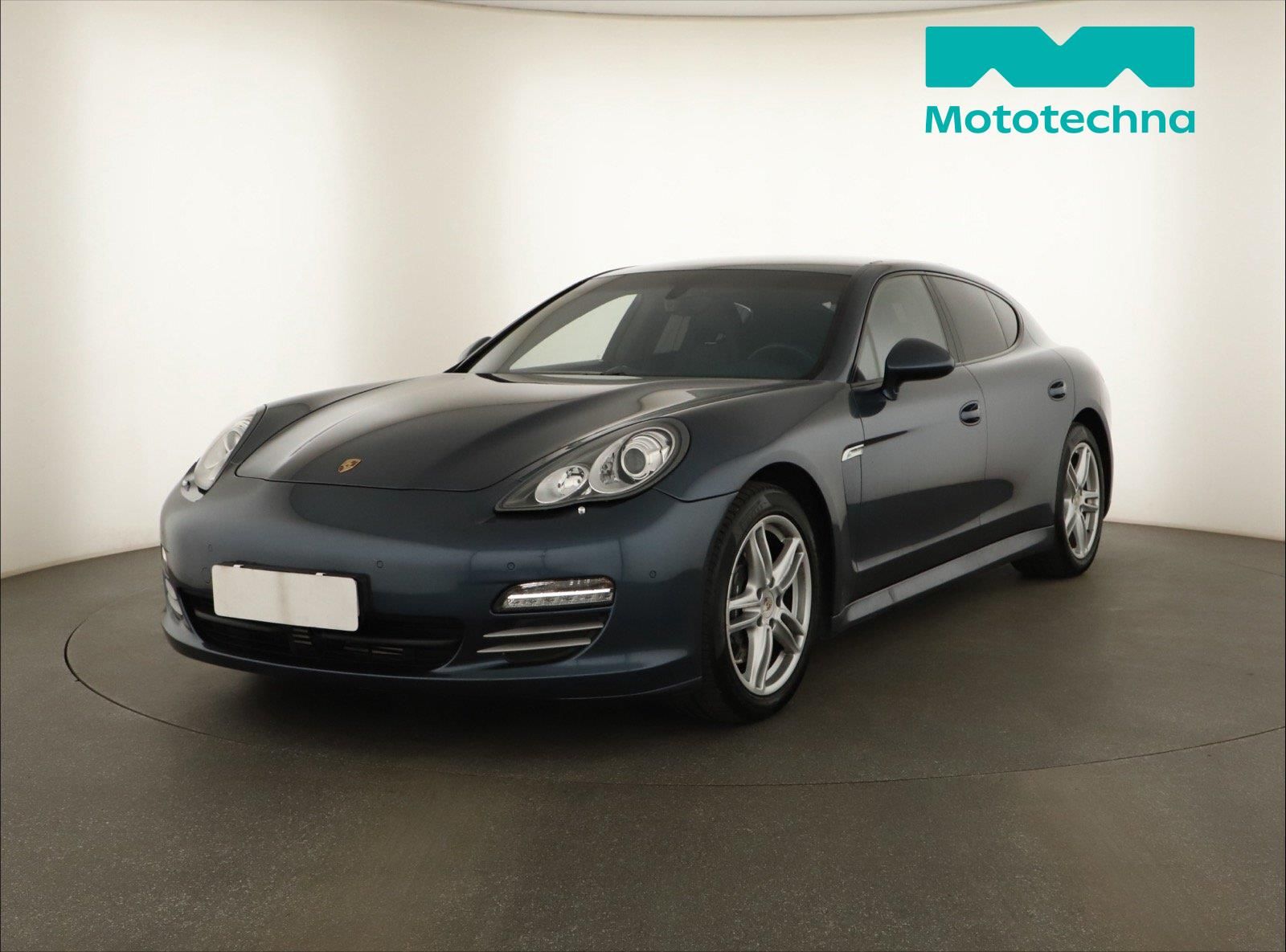 Porsche Panamera, V6, 4X4, Automat, Serv.kniha