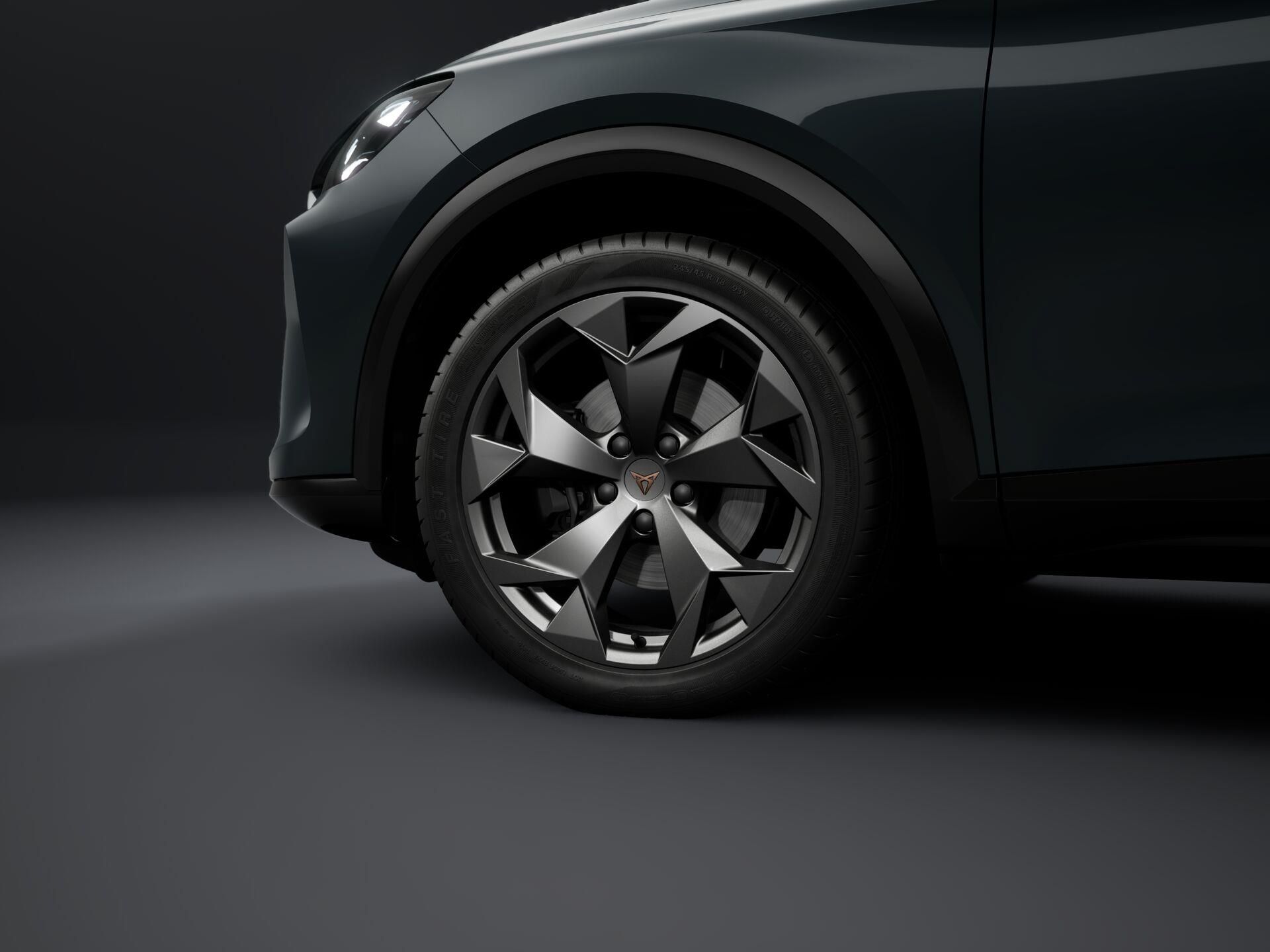 Cupra Formentor, 1.5 eTSi / 110 kW - fotka 4