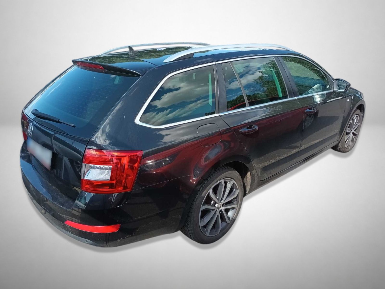 Škoda Octavia, 1.6 TDI, Edition, Navi - fotka 2