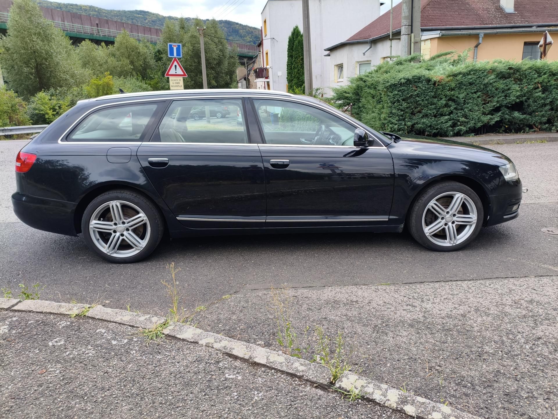 Audi A6 Avant, 3,0 TDI Quattro 176Kw - fotka 5