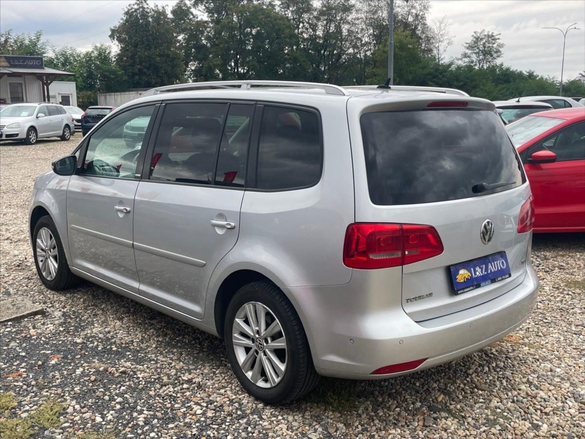 Volkswagen Touran, 1,4 TSi - fotka 4