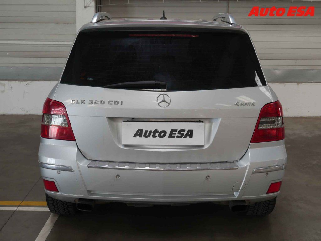 Mercedes-Benz GLK, 3.0 CDi 320 CDi 4Matic,AT - fotka 5