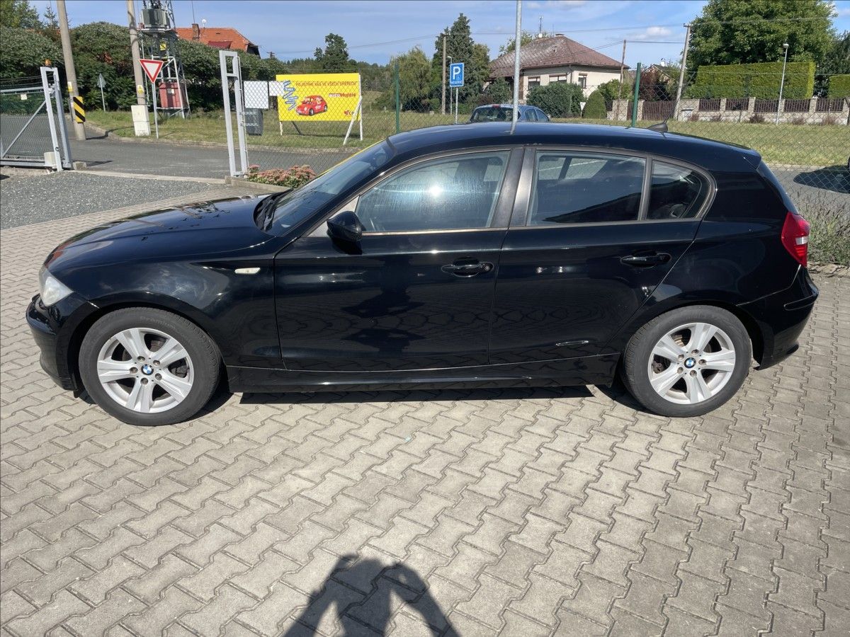 BMW Řada 1, 2,0 D DIGIKLIMA NOVÁ STK - fotka 5