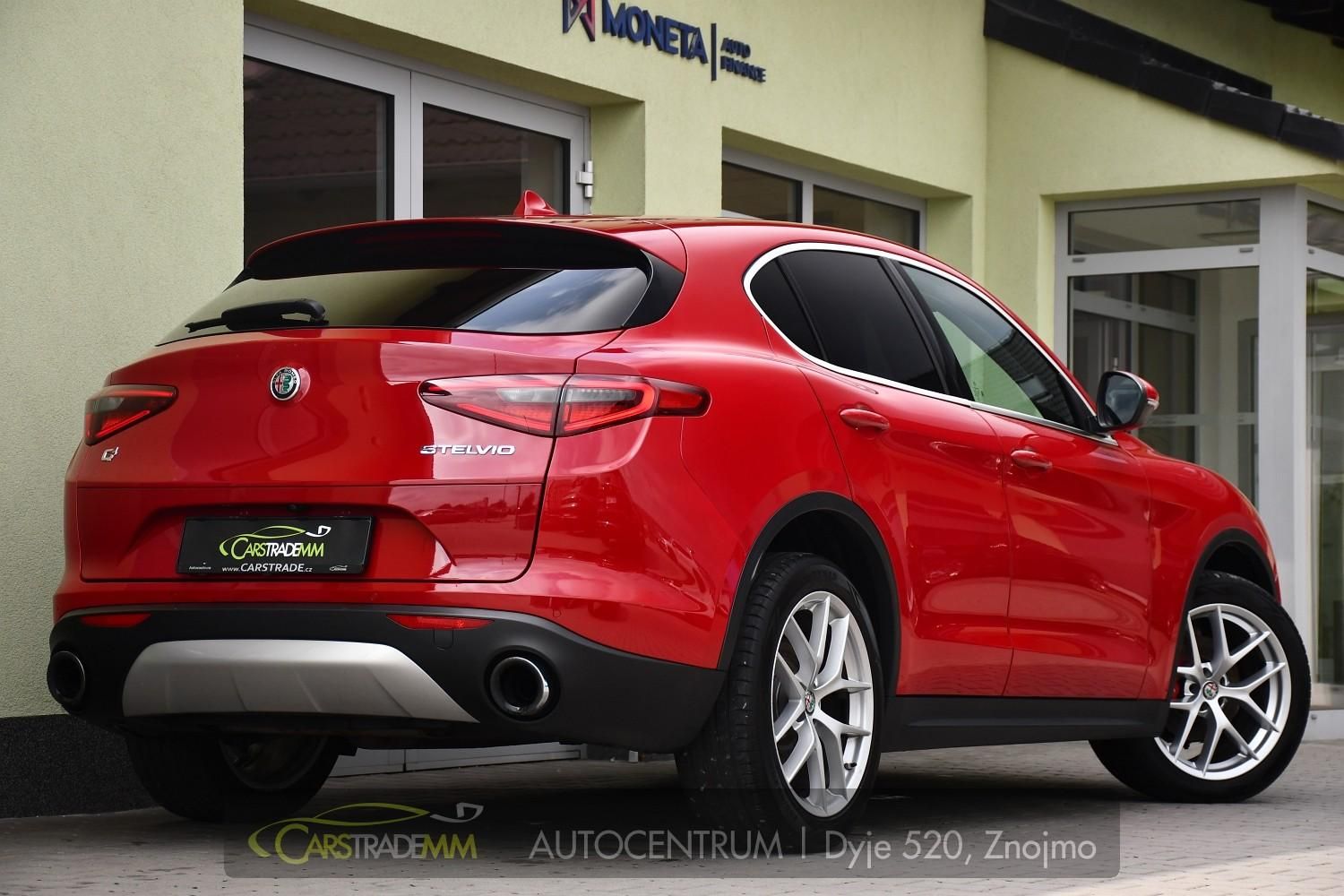Alfa Romeo Stelvio, 2.0 Q4 VELOCE - fotka 5