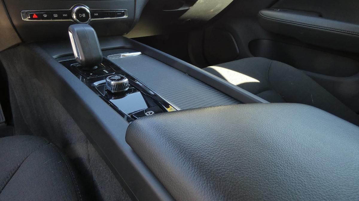 Volvo V60, B5 AWD Momentum Pro - fotka 6