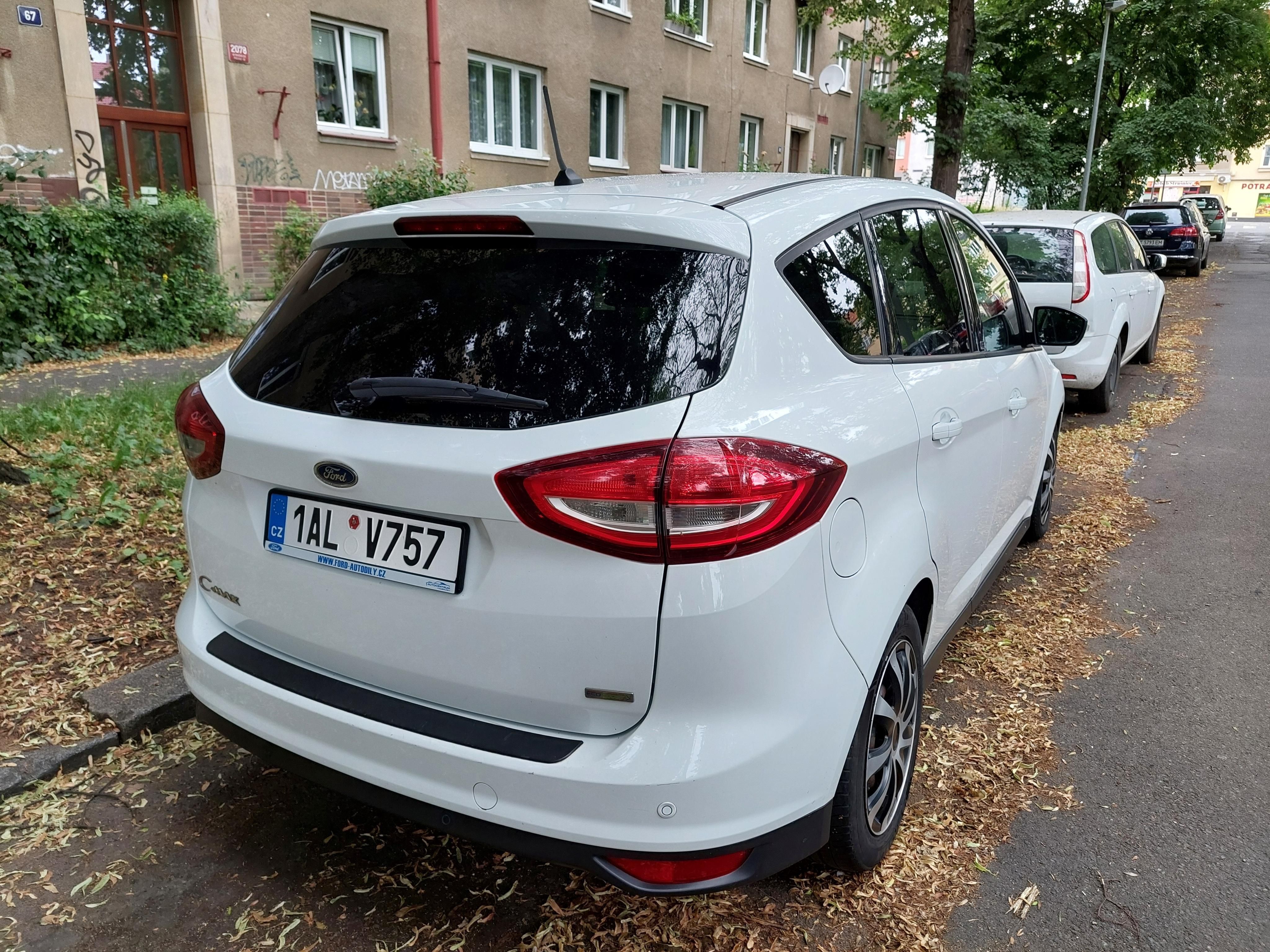 Ford C-MAX, Ford C-Max 1,0 EcoBoost - fotka 4