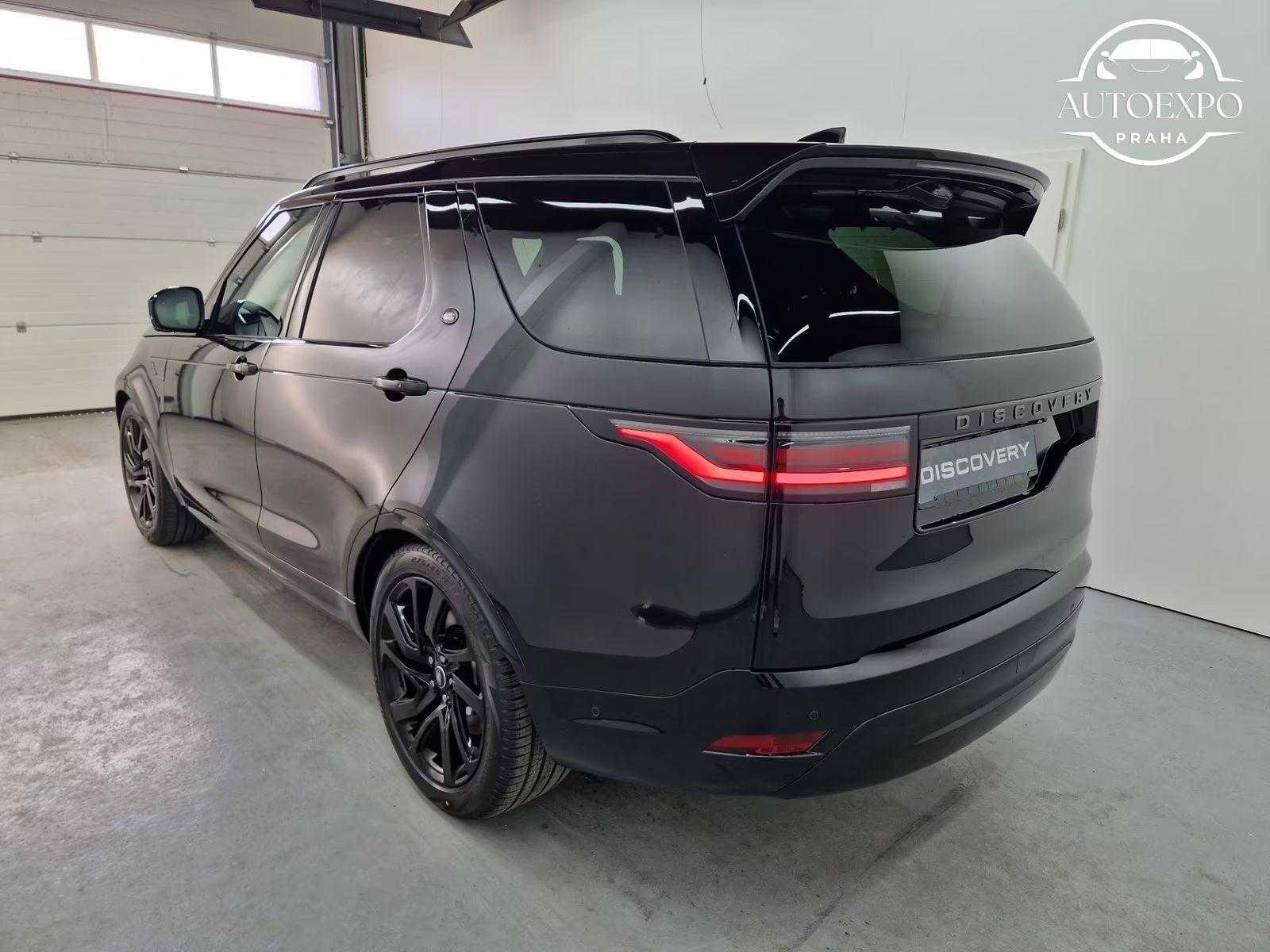 Land Rover Discovery, D350 Dynamic SE*TAŽNÉ*7MÍST - fotka 4