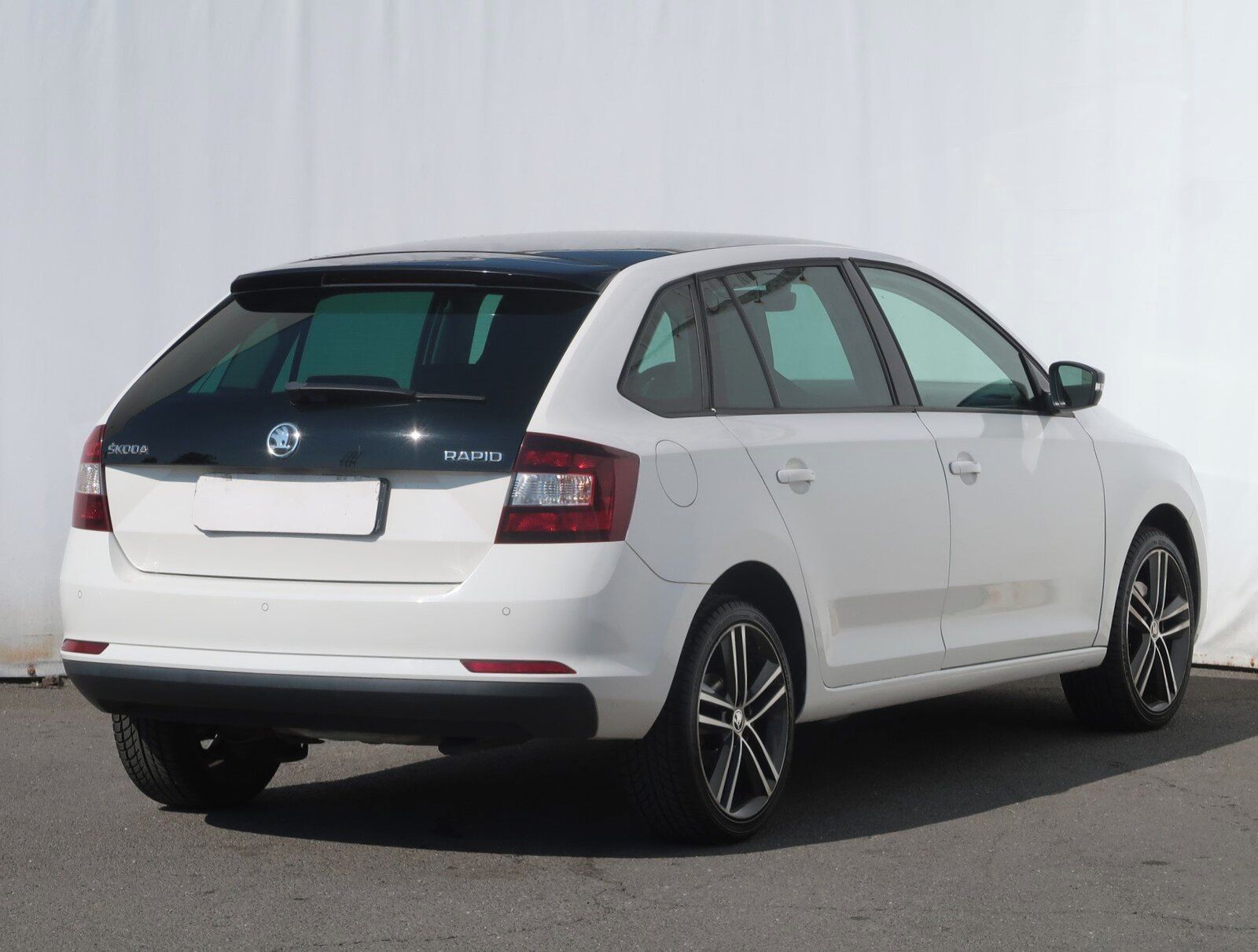 Škoda Rapid, 1.4 TSI, Automat, Navi - fotka 5