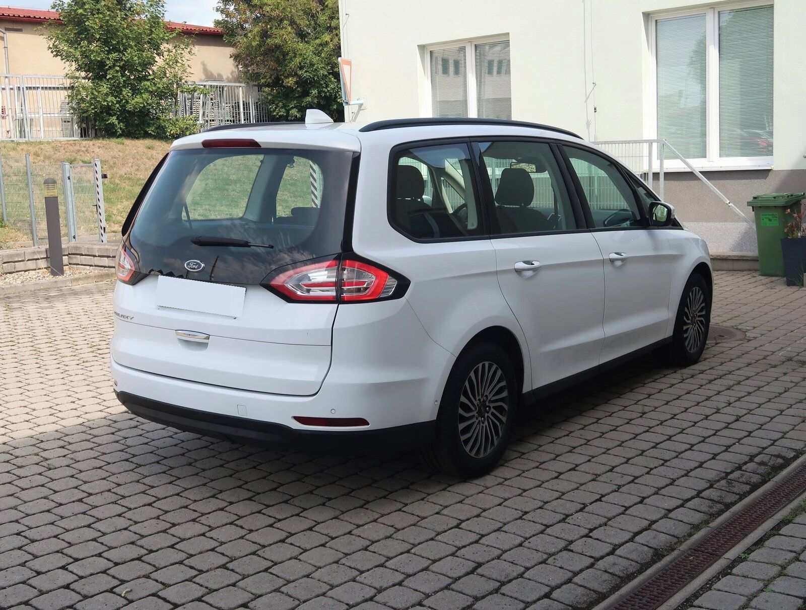Ford Galaxy, 2.0 EcoBlue, Automat, 7 míst - fotka 5