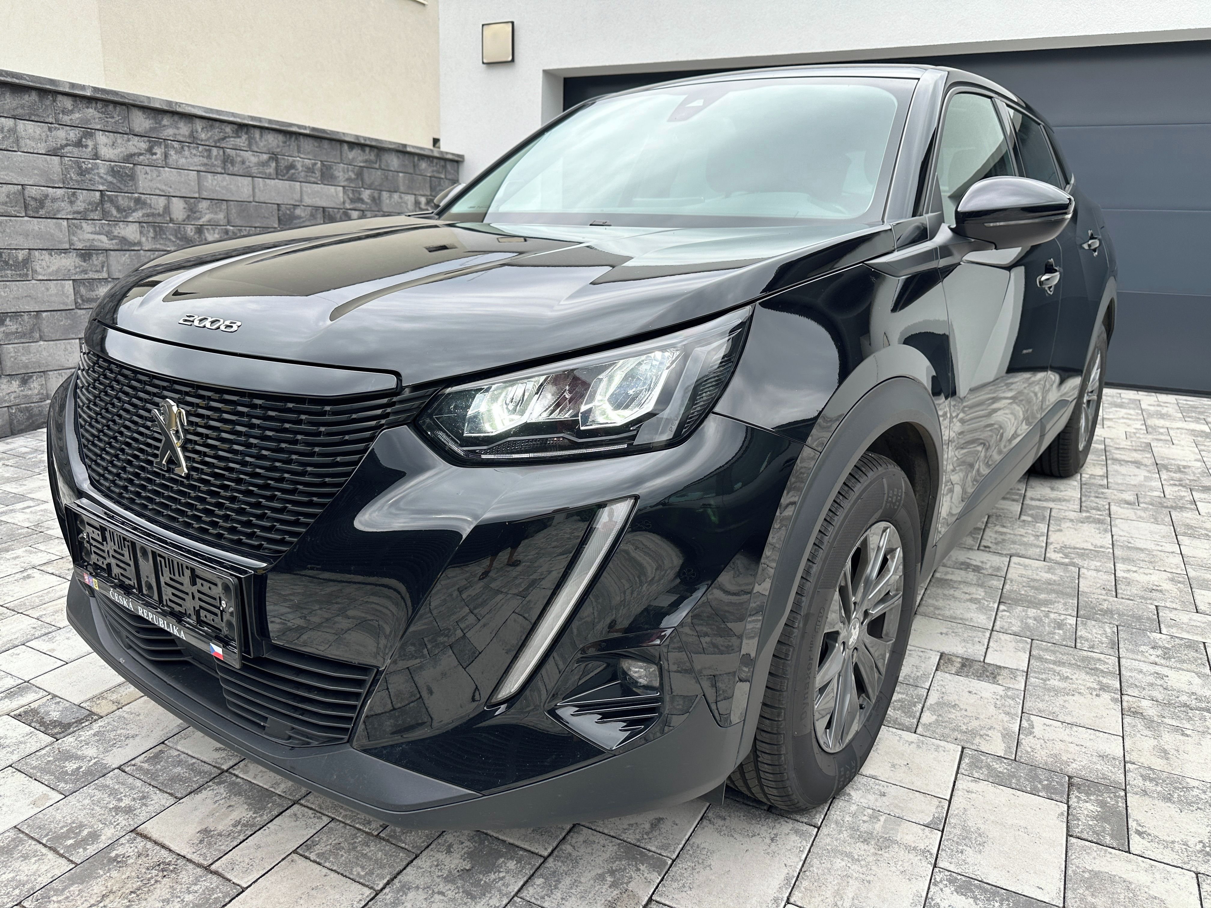 Peugeot 2008, 1,2 PT AUTOMAT, VYHŘ. SEDADLA - fotka 2