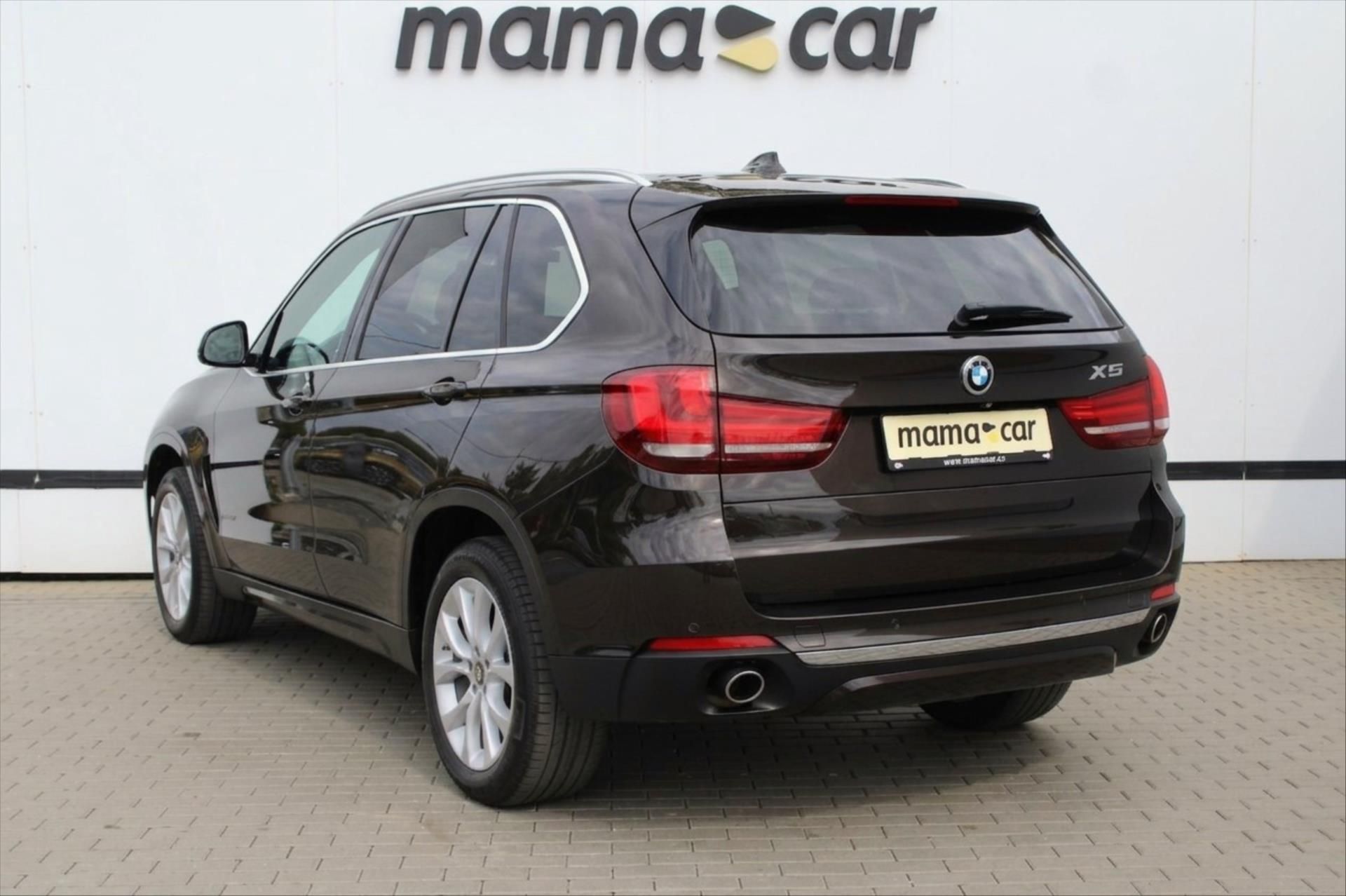 BMW X5, xDrive 30d NAVI DPH 1.MAJ ČR - fotka 5