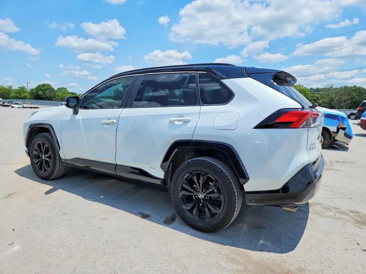 Toyota Rav4, Auto na cestě - fotka 2