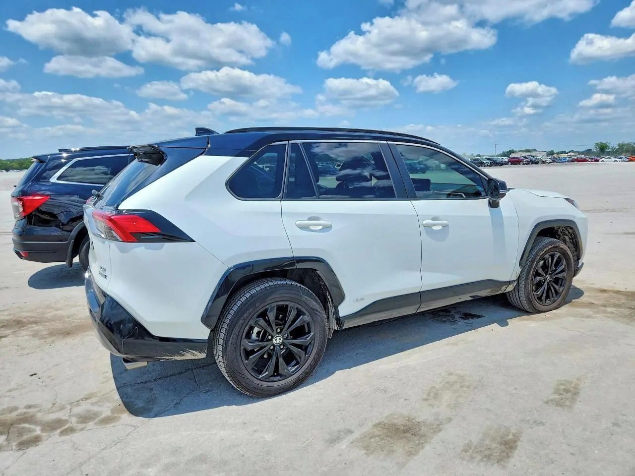 Toyota Rav4, Auto na cestě - fotka 3