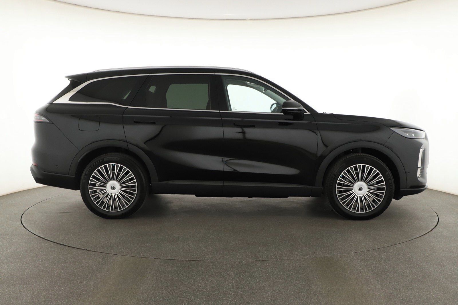 Chery Tiggo 9 PHEV, 1.5T PHEV, EV dojezd 145km - fotka 6