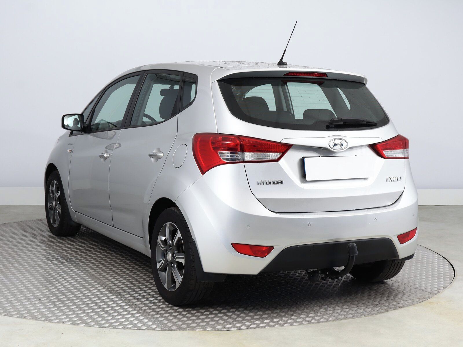 Hyundai ix20, 1.6 CVVT, Automat, Serv.kniha - fotka 4