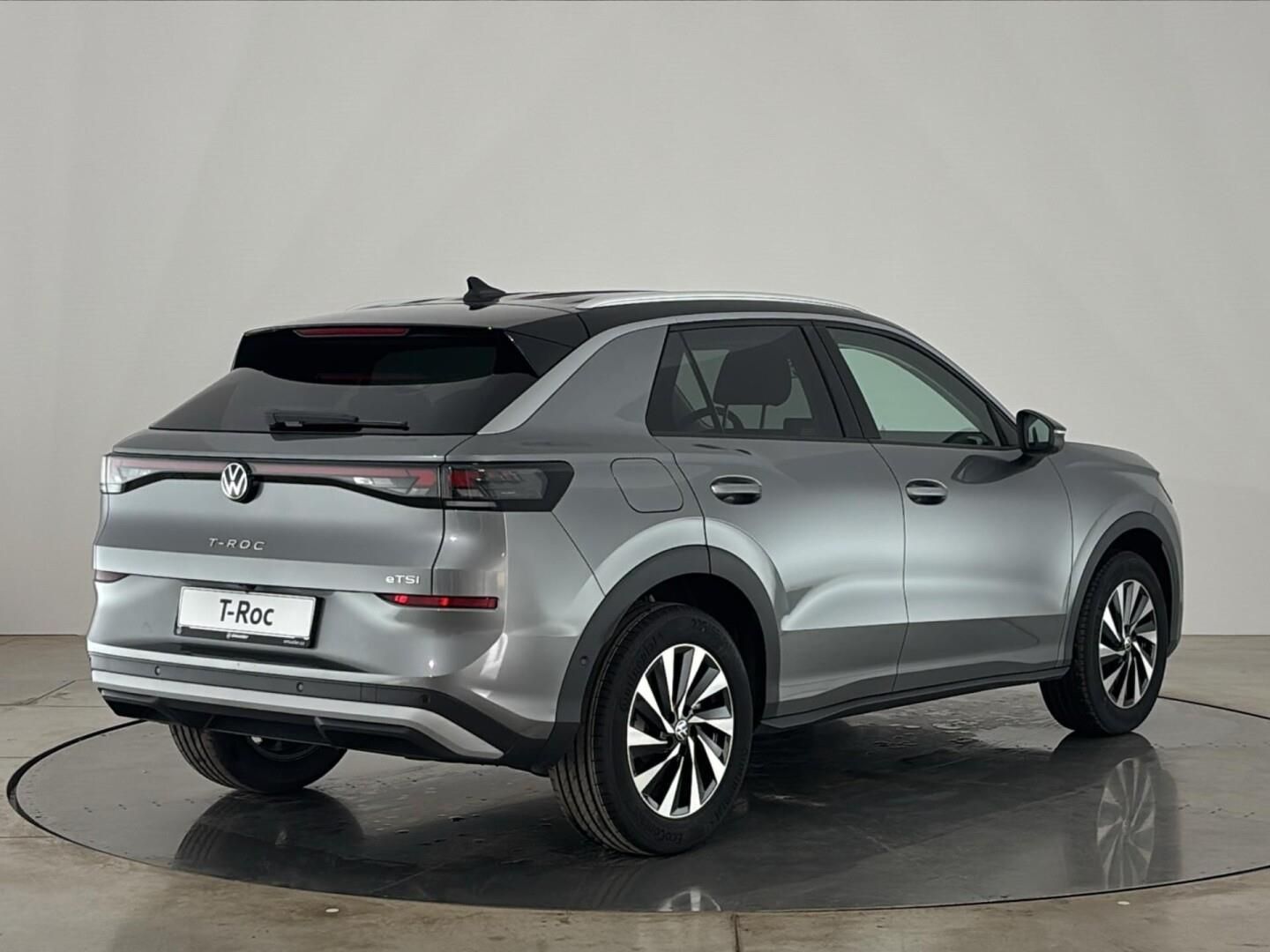 Volkswagen T-Roc, 1.5 eTSi / 85 kW - fotka 5