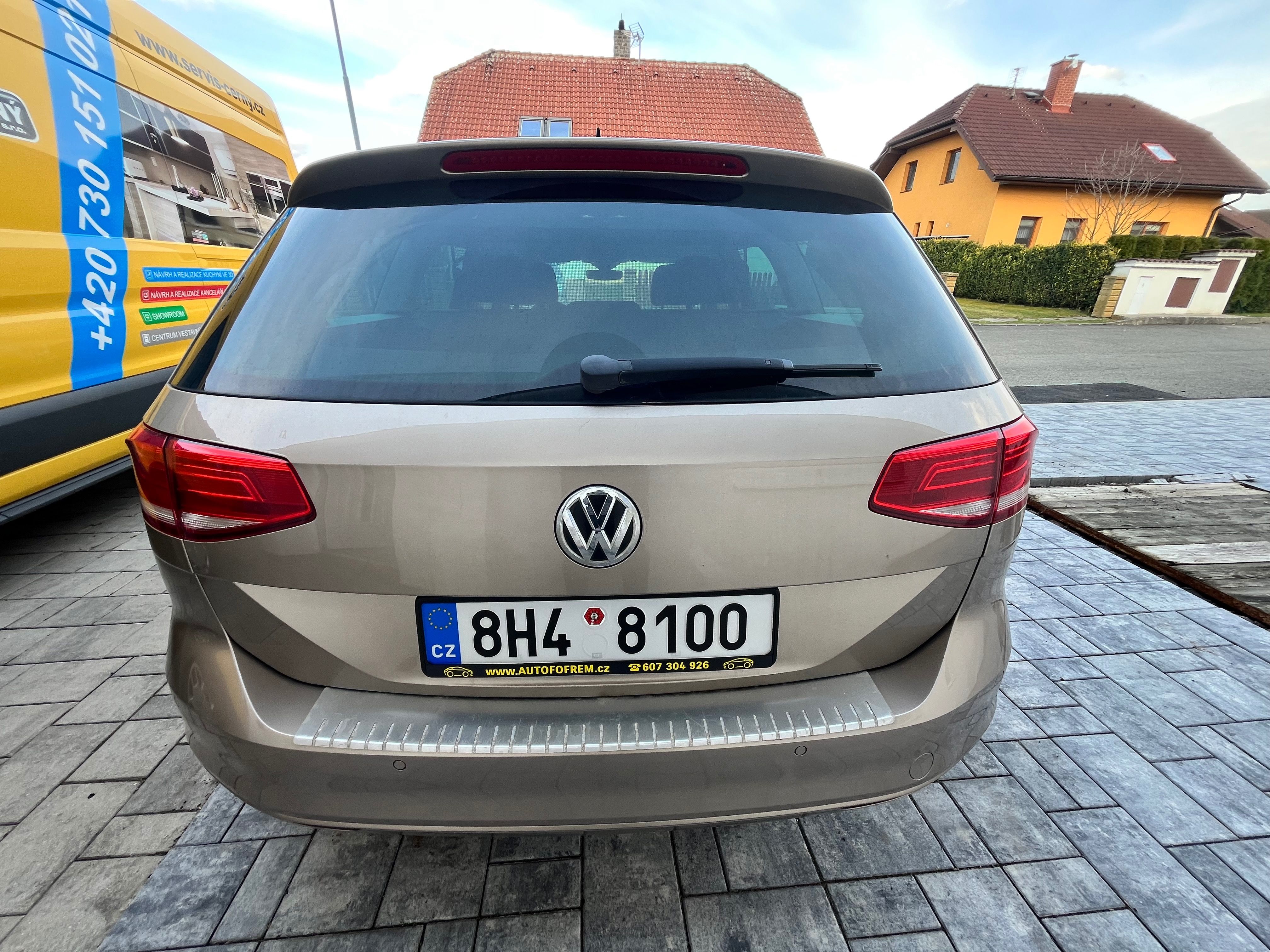 Volkswagen Passat Variant, Virtual, Acc, servisovany - fotka 3