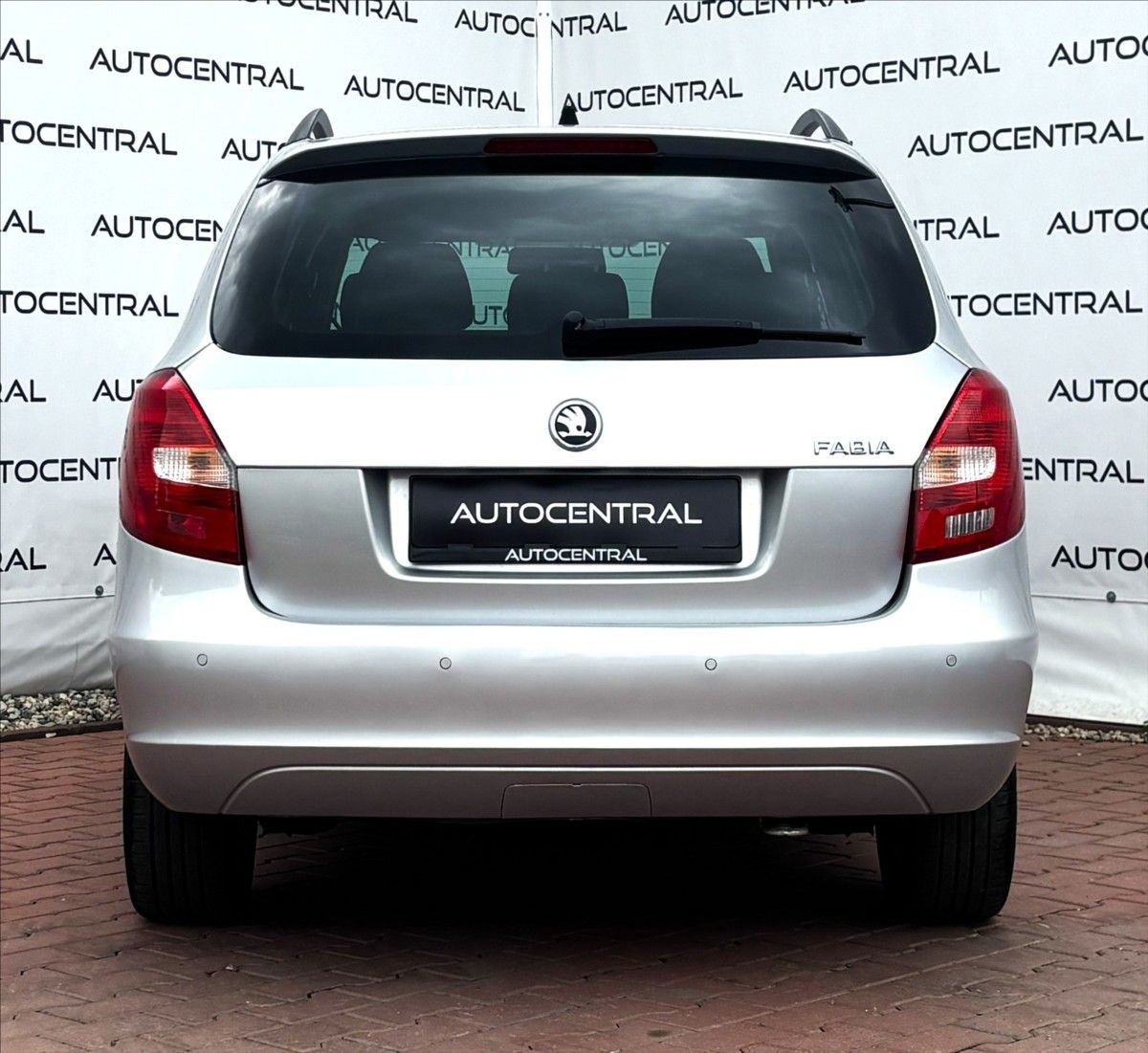 Škoda Fabia, 1,2 tsi Family 77kw -rozvody - fotka 5