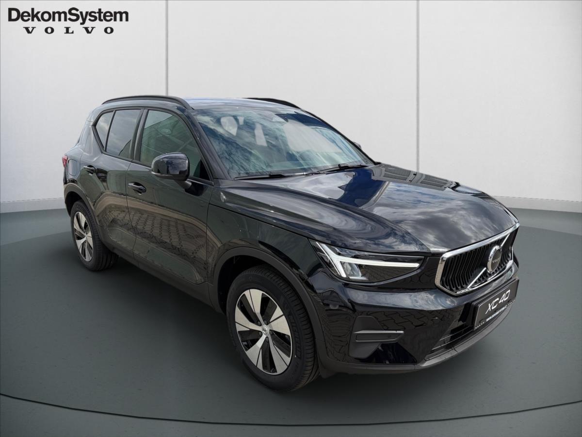 Volvo XC40, 2,0 B3 Core 8378 - fotka 2