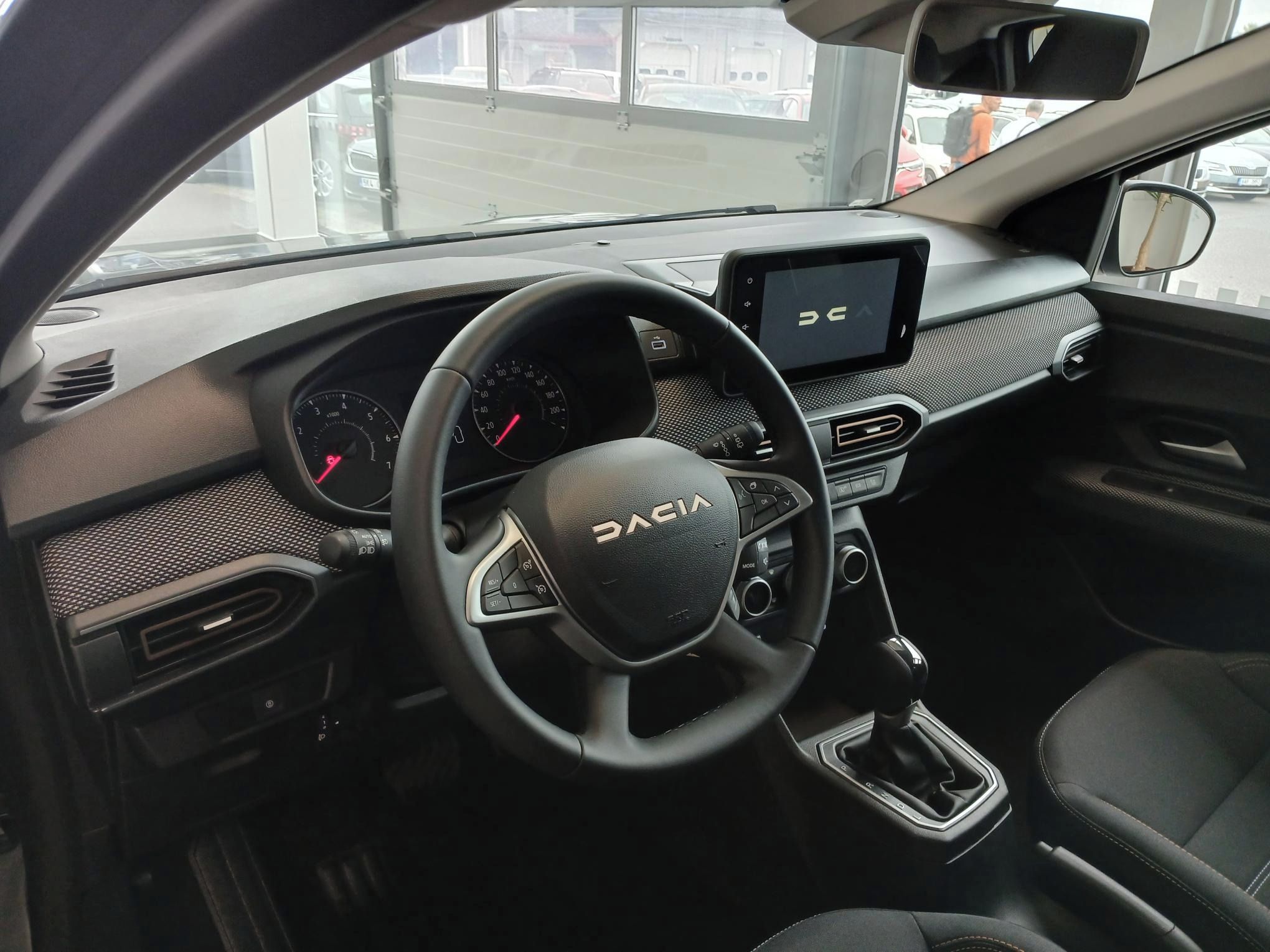 Dacia Sandero, Stepway Expression TCe 90 auto - fotka 4