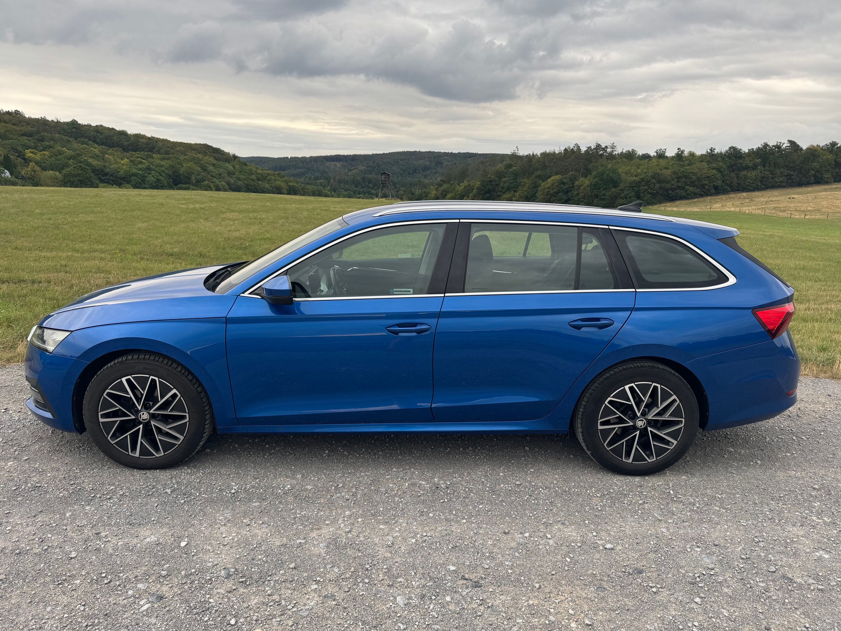 Škoda Octavia, 2.0TDI STYLE+ NAVI LED ČR - fotka 5